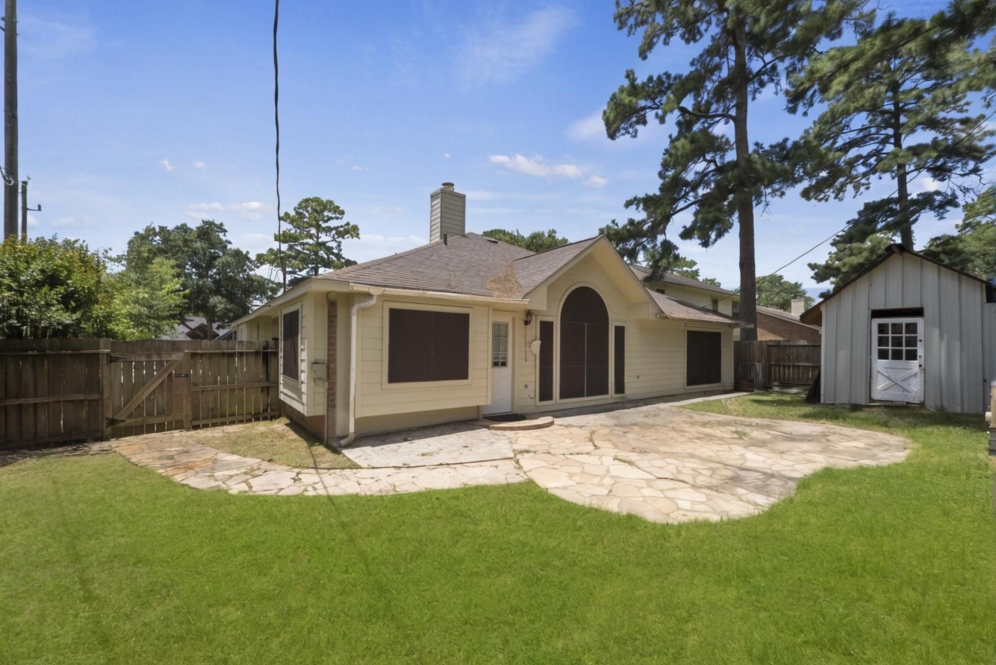16022 Sugar Tree Drive Property Photo 28