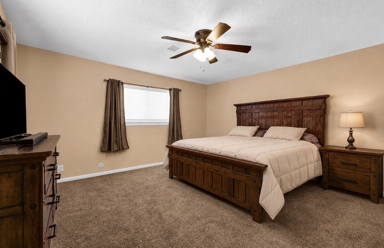 221 Wedgewood Street Property Photo 14