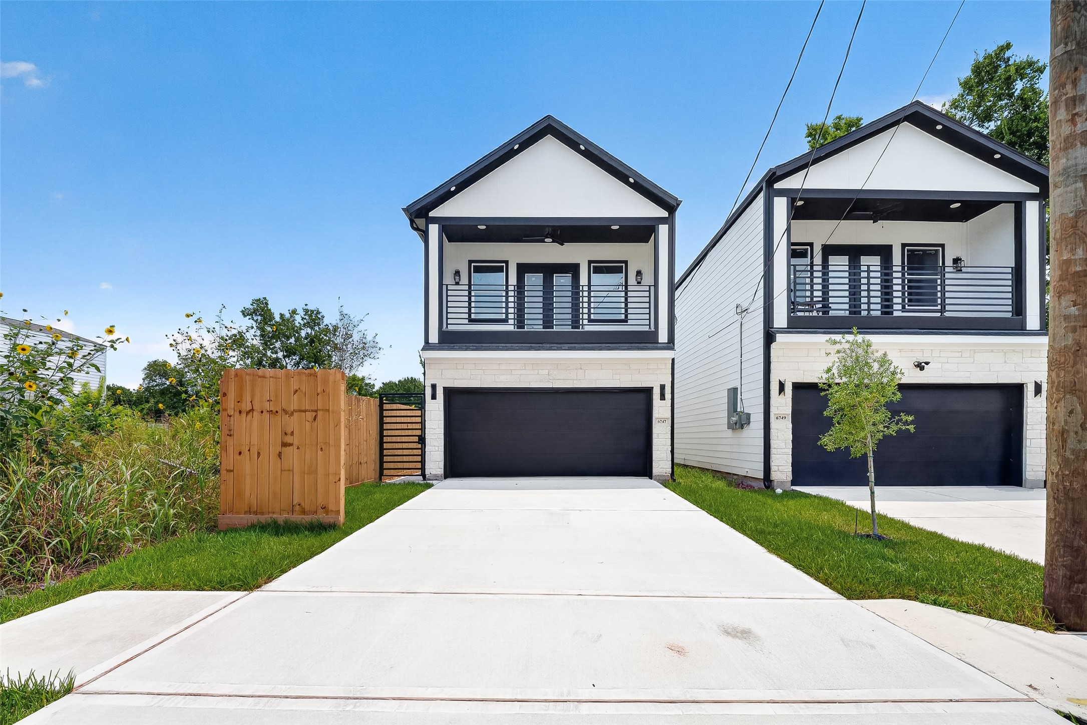 6747 Liverpool Street Property Photo 2