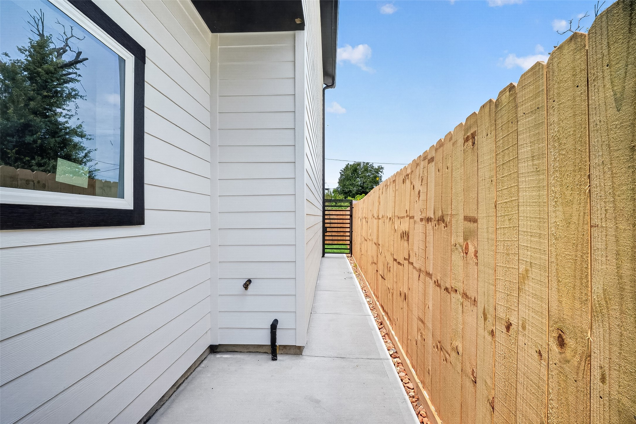 6747 Liverpool Street Property Photo 36