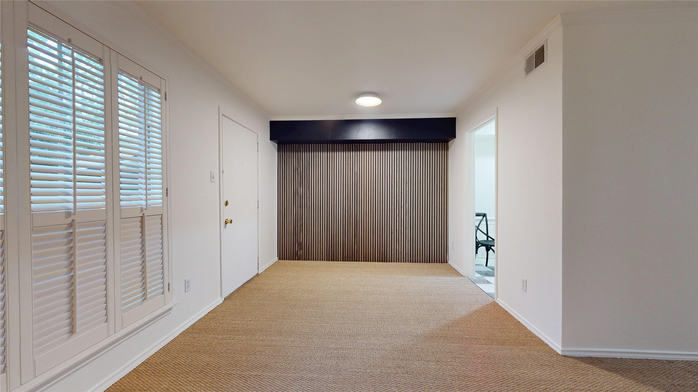 357 N Post Oak Lane 117 Property Photo 7
