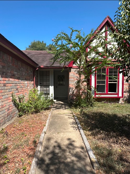 6603 Crakston Street Property Photo 3