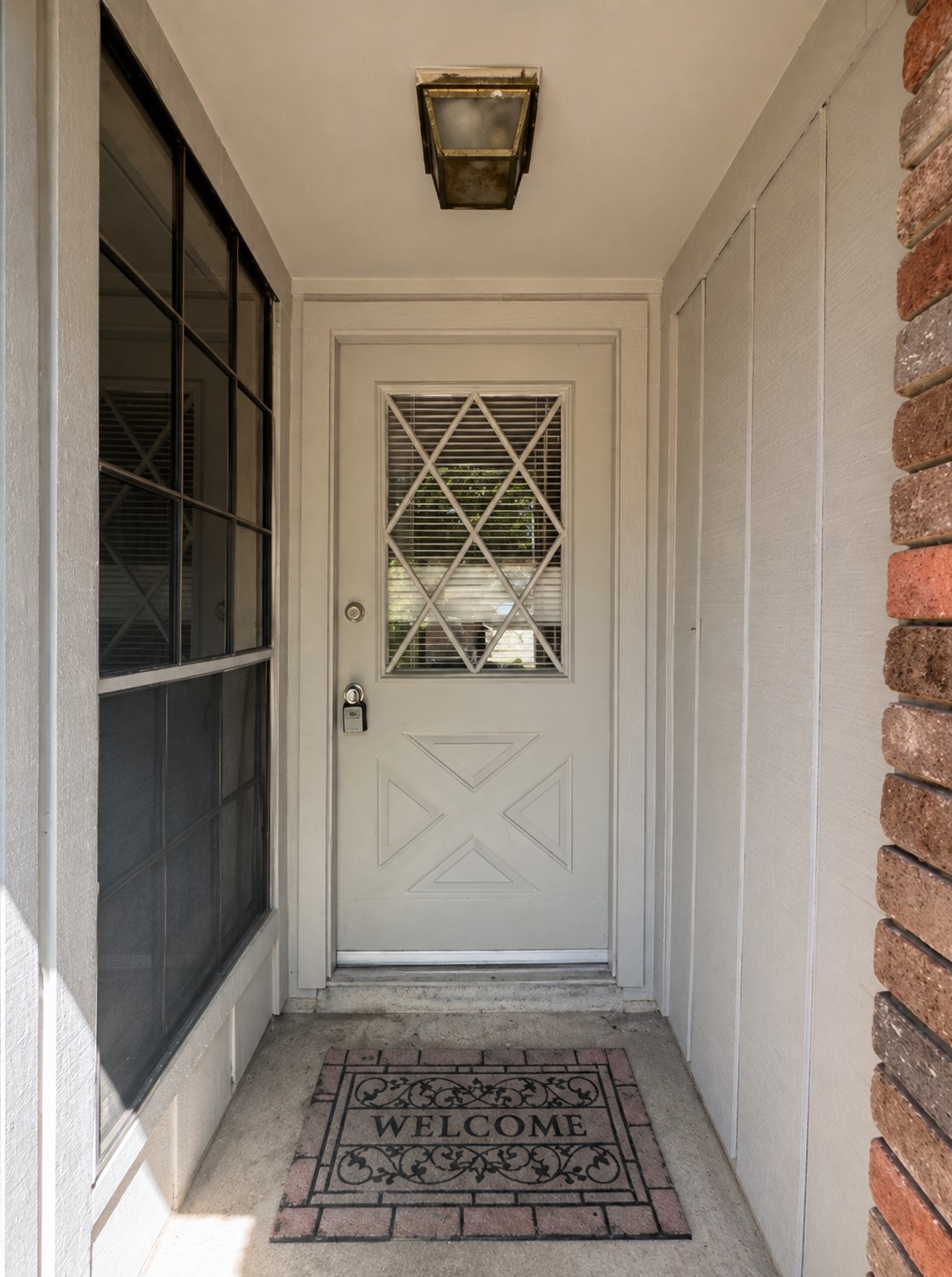 6603 Crakston Street Property Photo 4