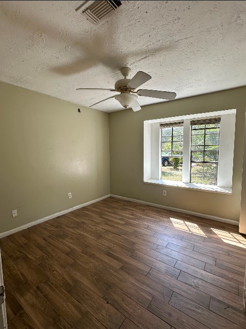 6603 Crakston Street Property Photo 10