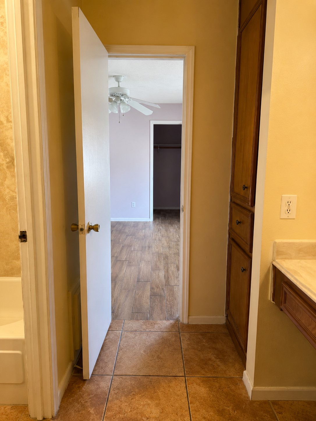 6603 Crakston Street Property Photo 14