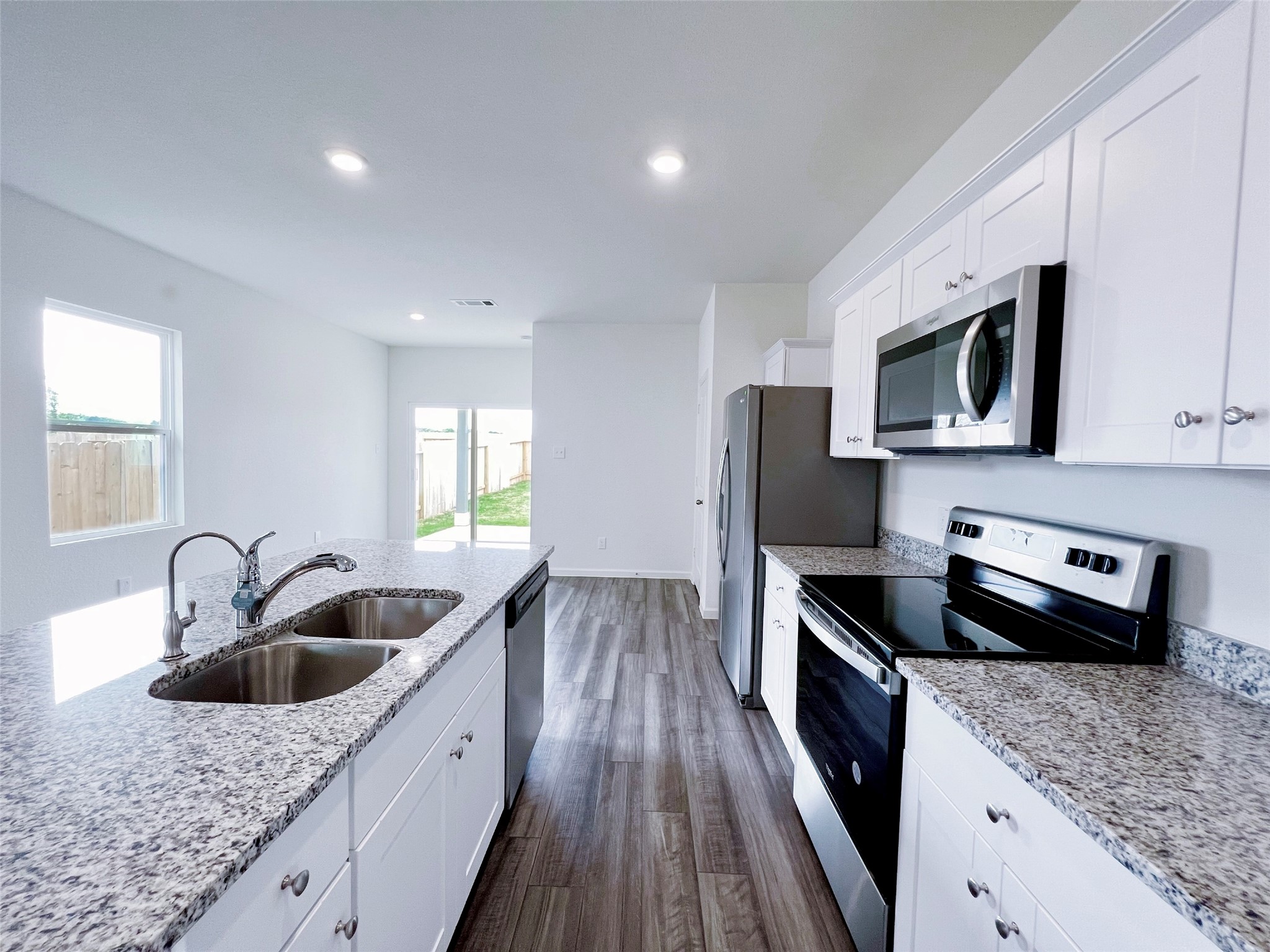 680 Amesbury Road Property Photo 6