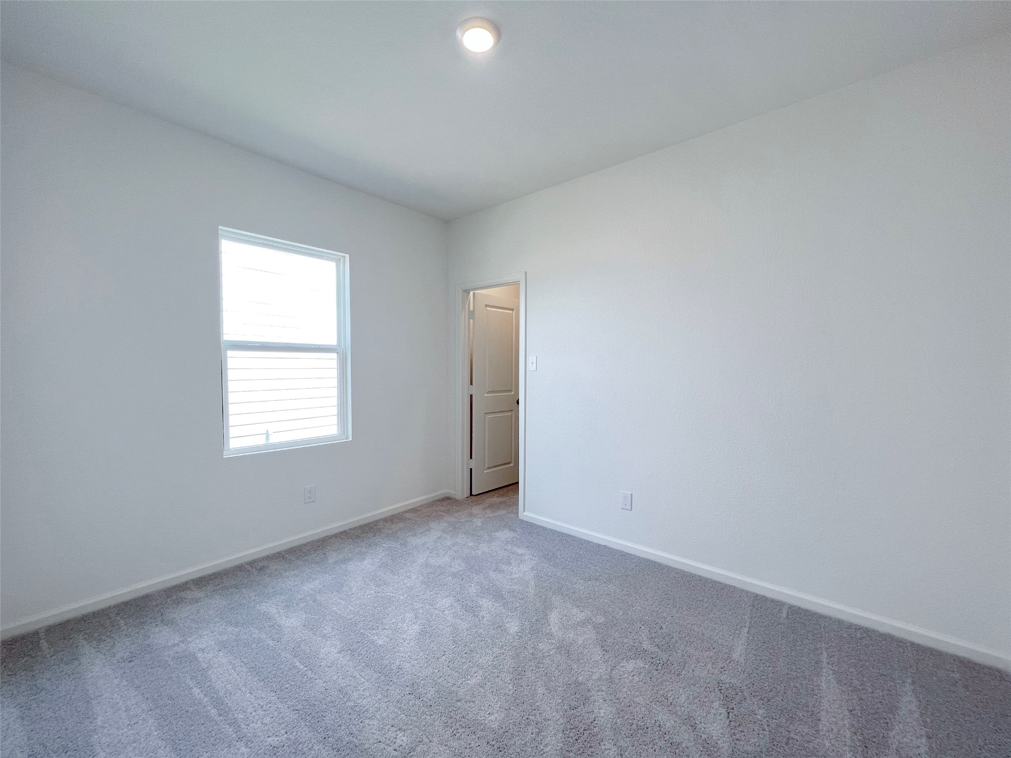 680 Amesbury Road Property Photo 14