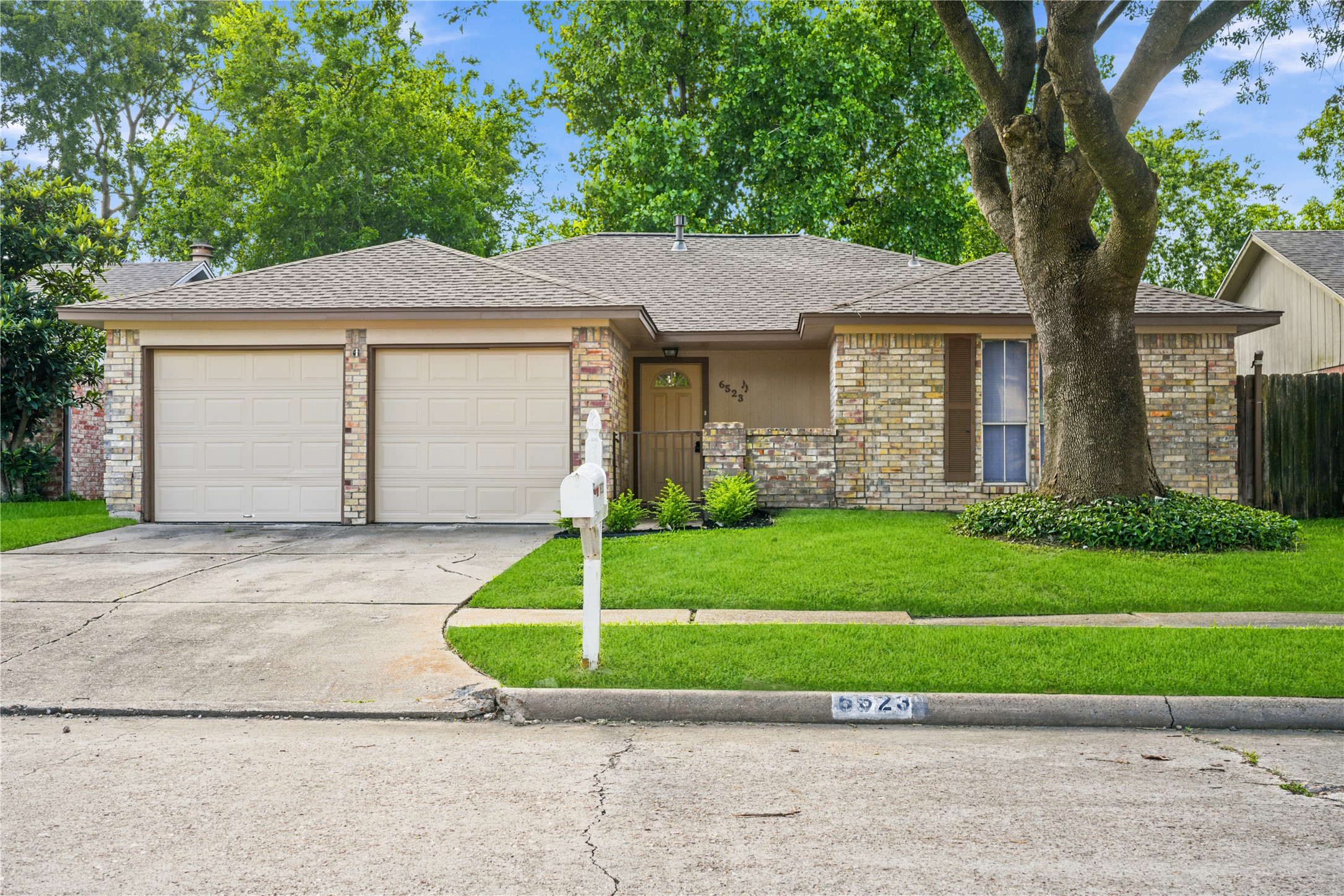 6523 La Violetta Drive Property Photo 1