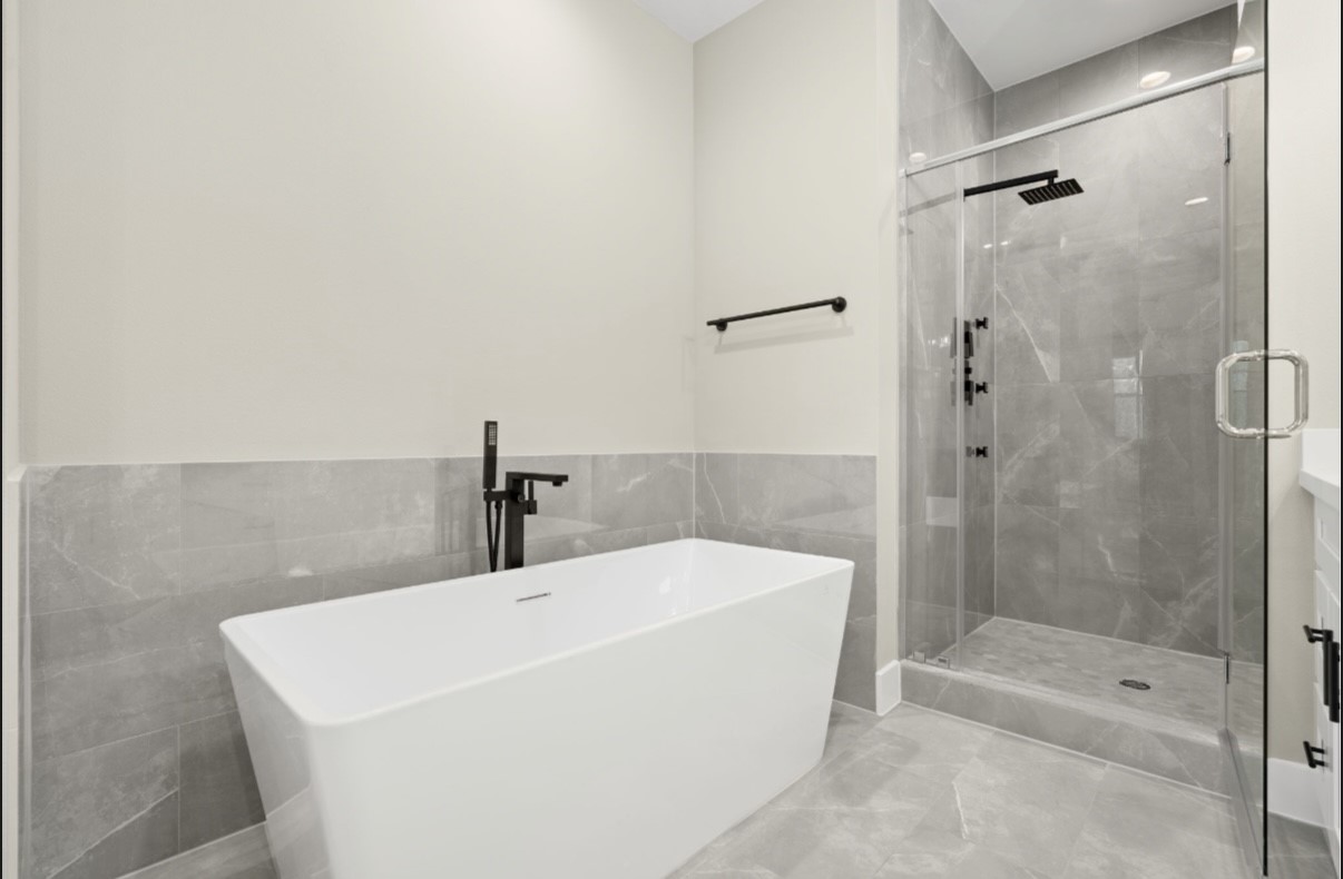 5937 Cebra Property Photo