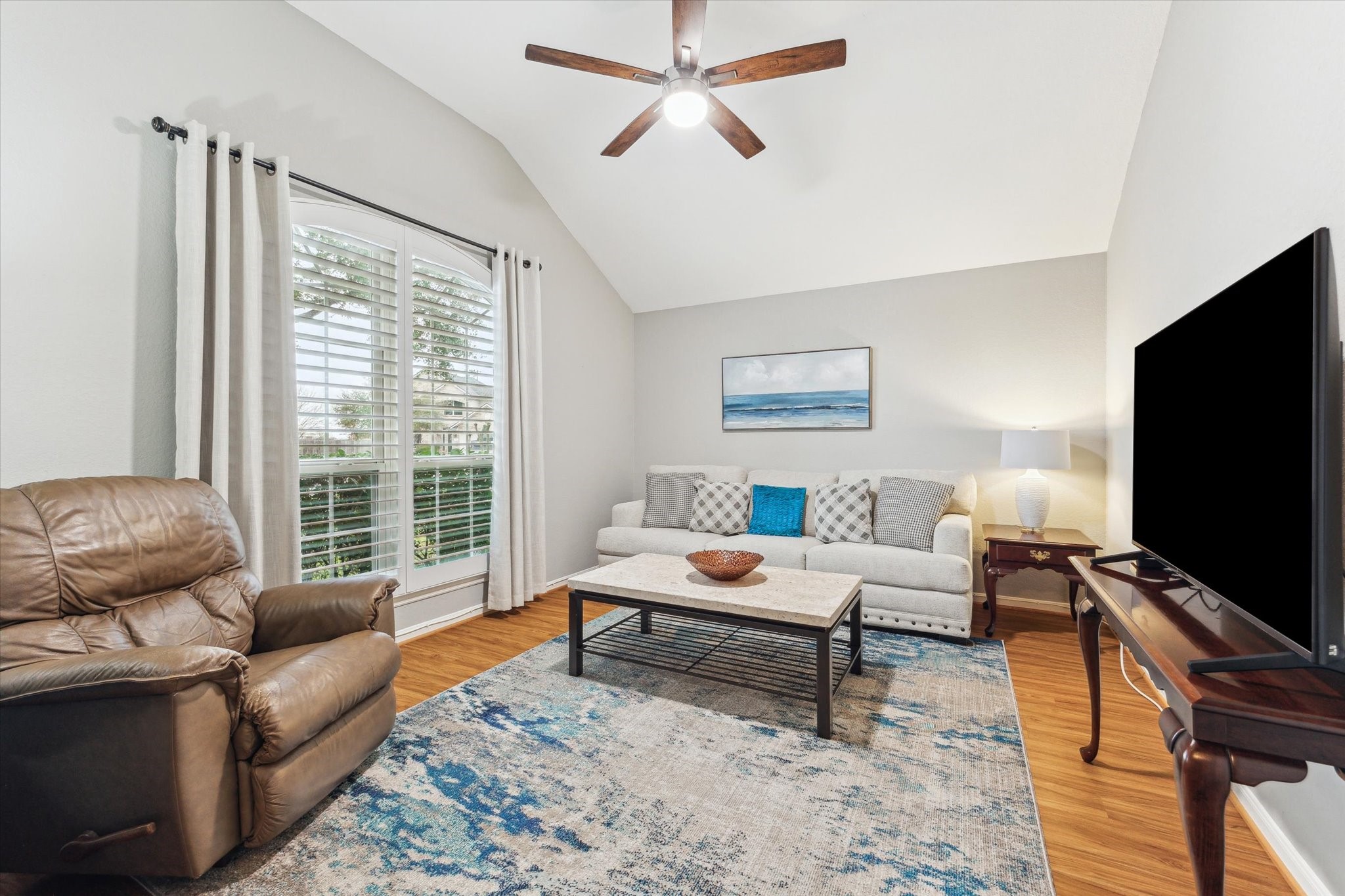2976 Sandy Bank Court Property Photo 4