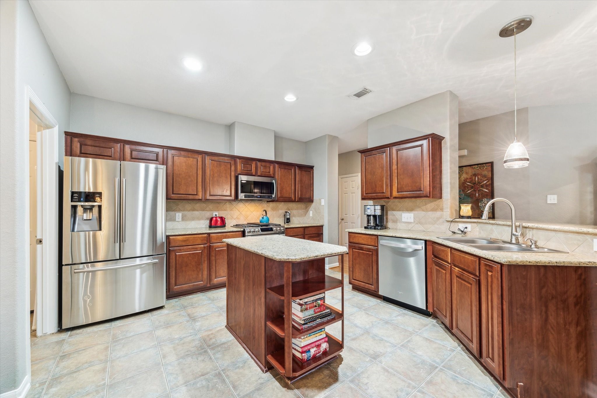 2976 Sandy Bank Court Property Photo 7