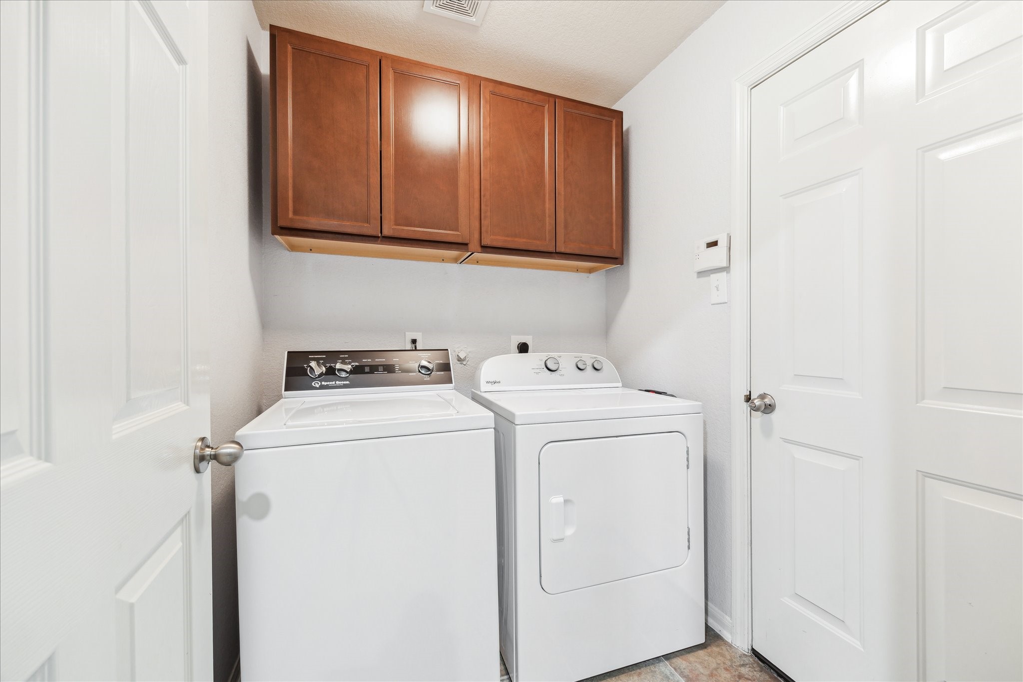 2976 Sandy Bank Court Property Photo 24