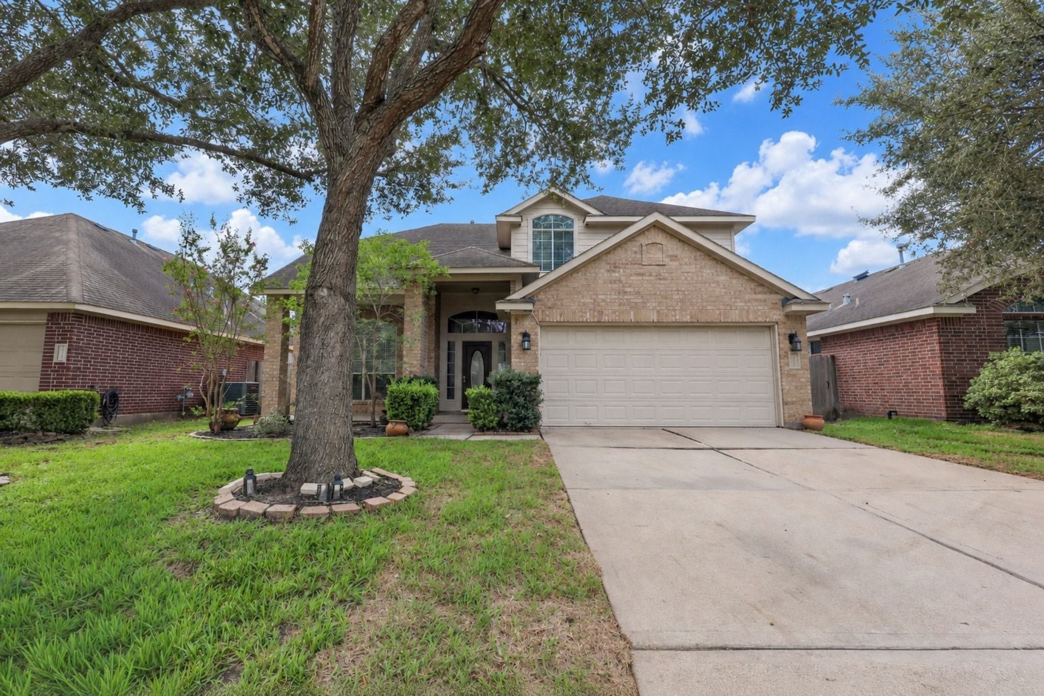 25215 Spring Iris Lane Property Photo 1