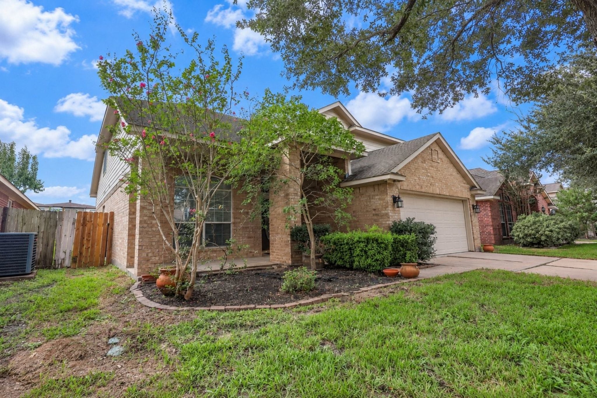 25215 Spring Iris Lane Property Photo 5