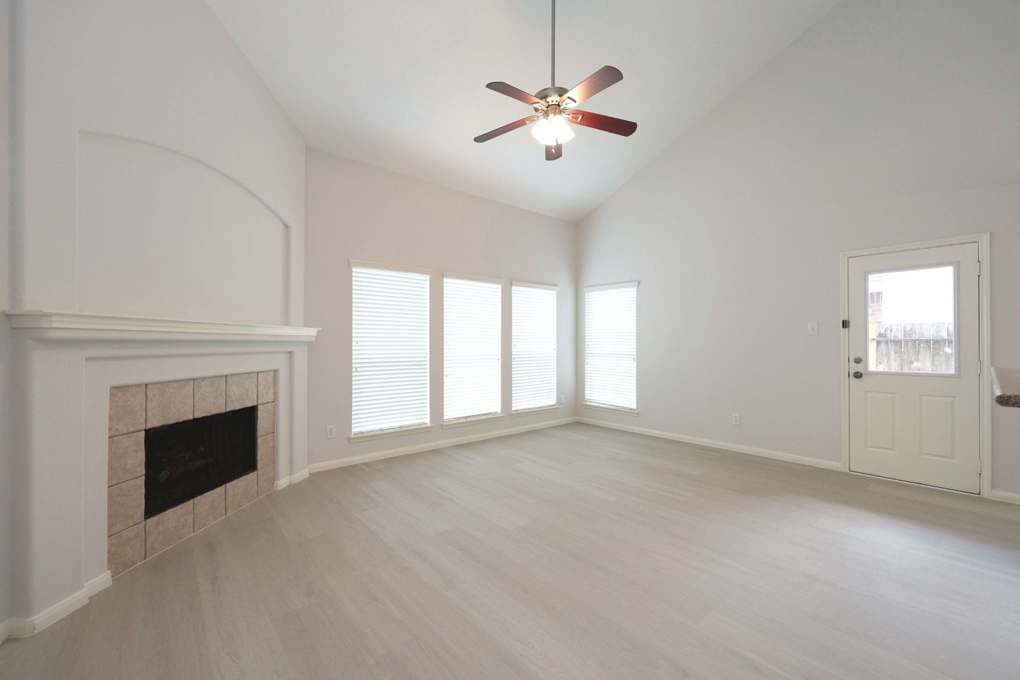 25215 Spring Iris Lane Property Photo 11