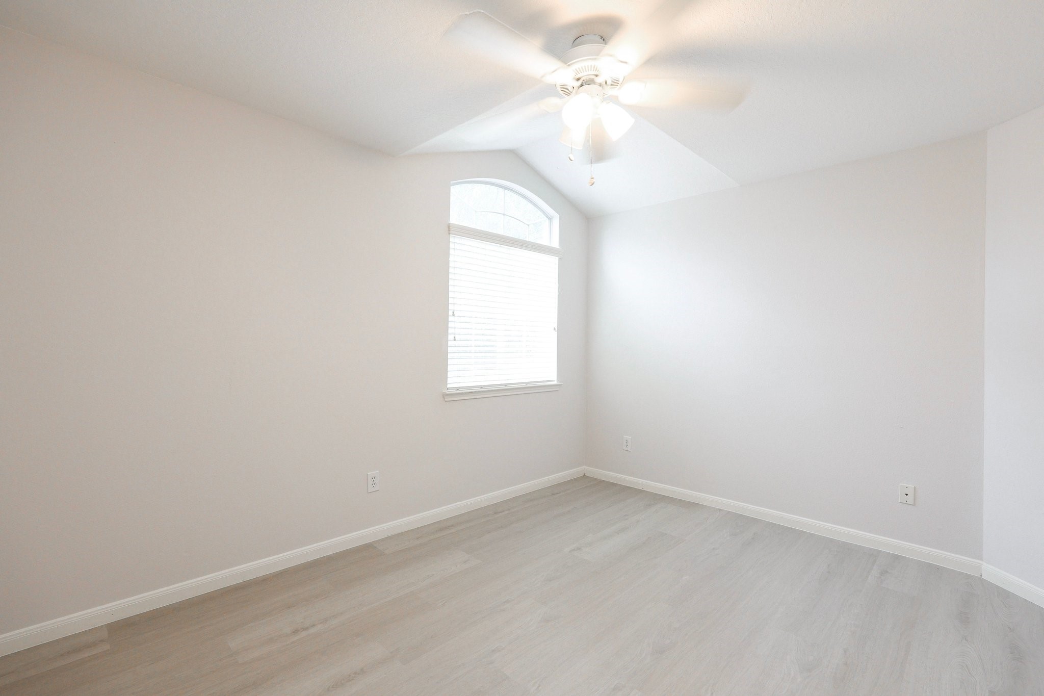 25215 Spring Iris Lane Property Photo 21