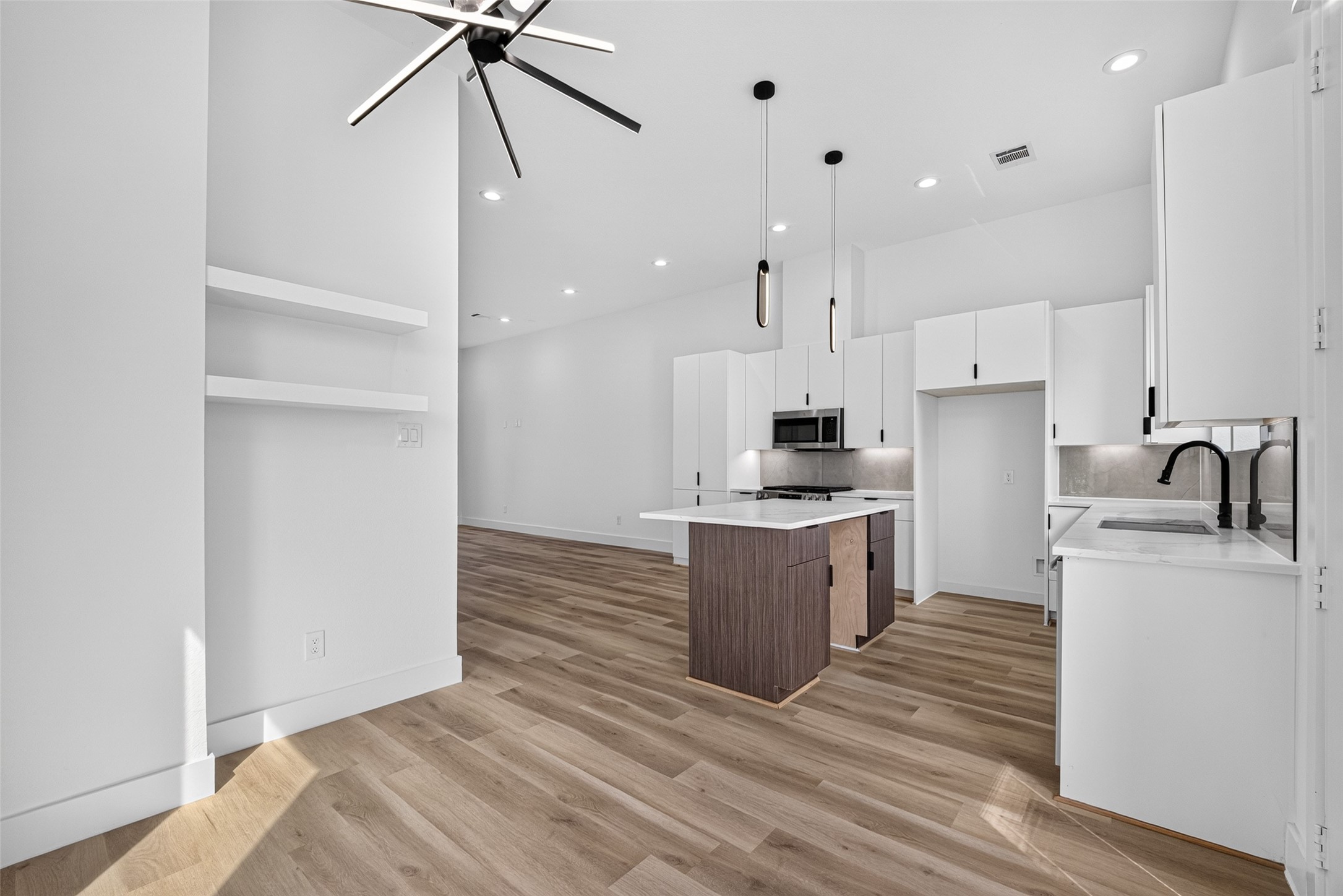6621 Katarani Drive Property Photo 11