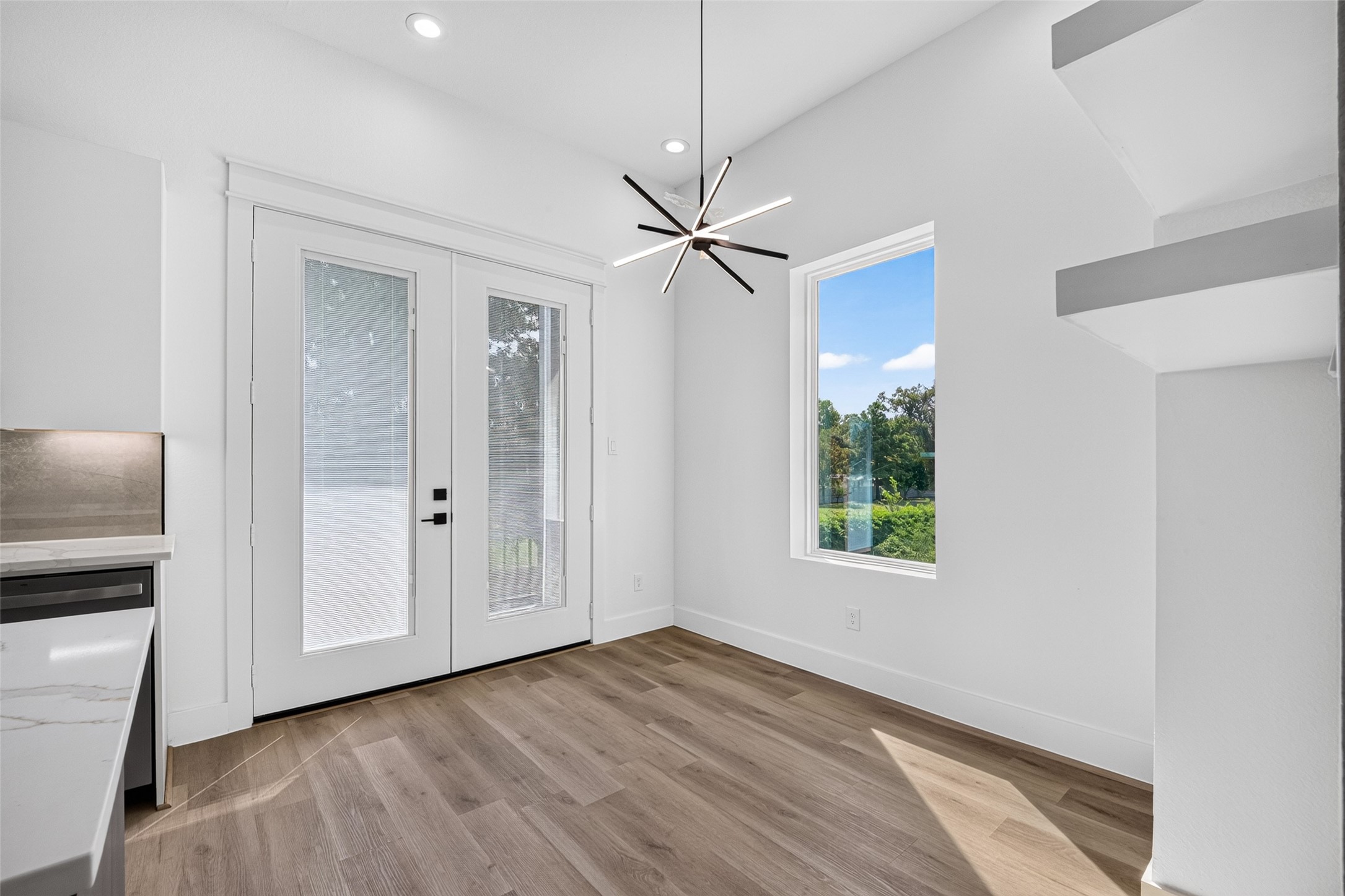 6621 Katarani Drive Property Photo 14