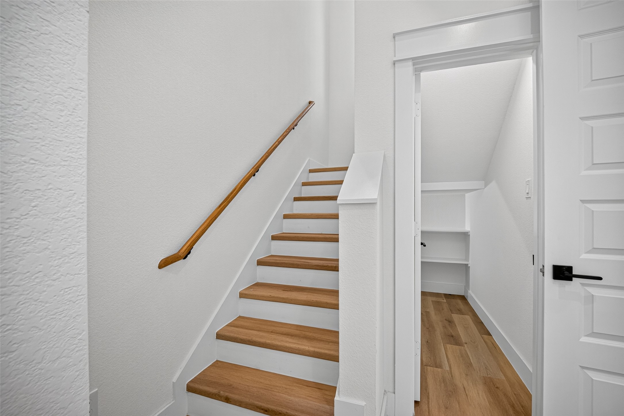 6621 Katarani Drive Property Photo 18