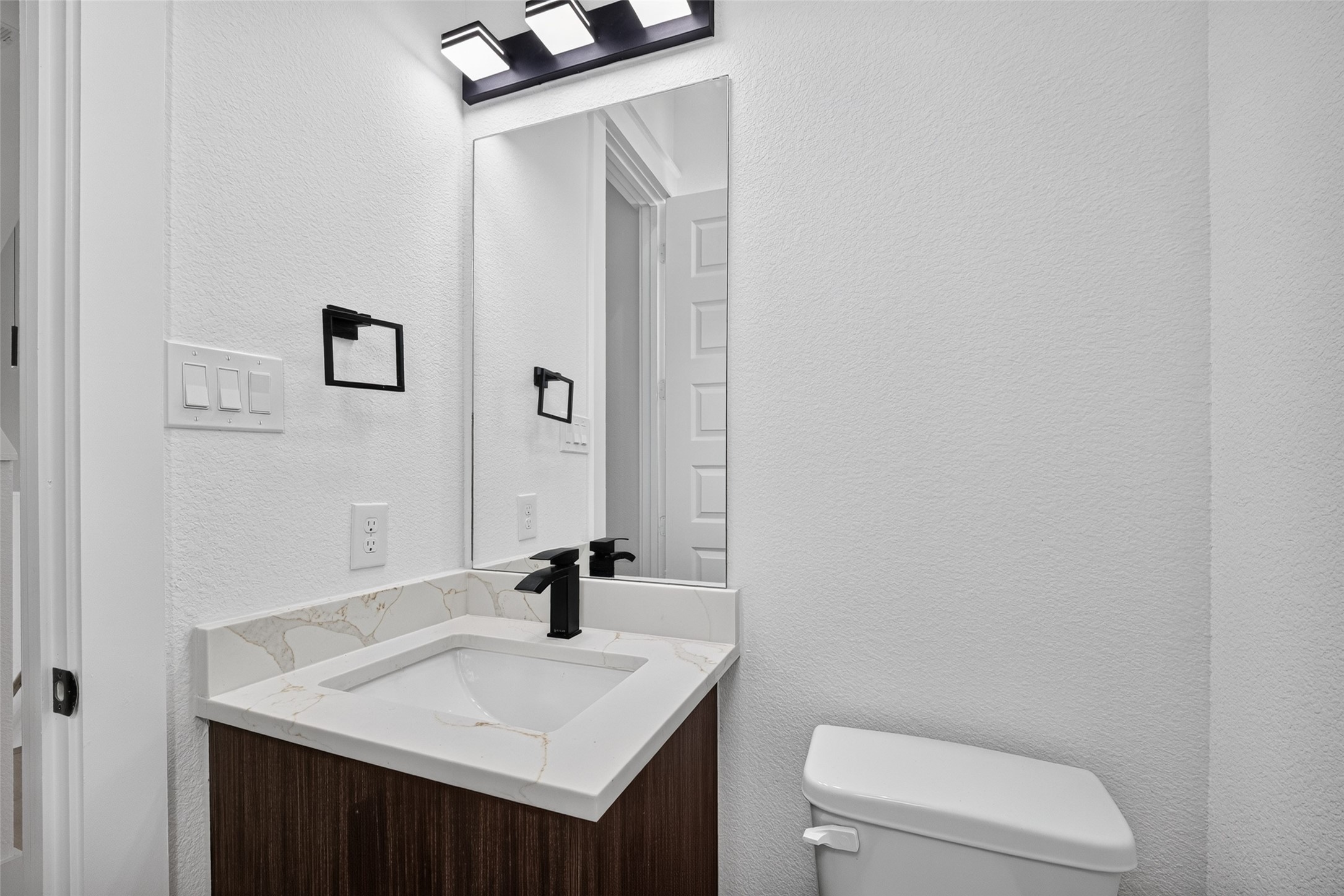 6621 Katarani Drive Property Photo 32