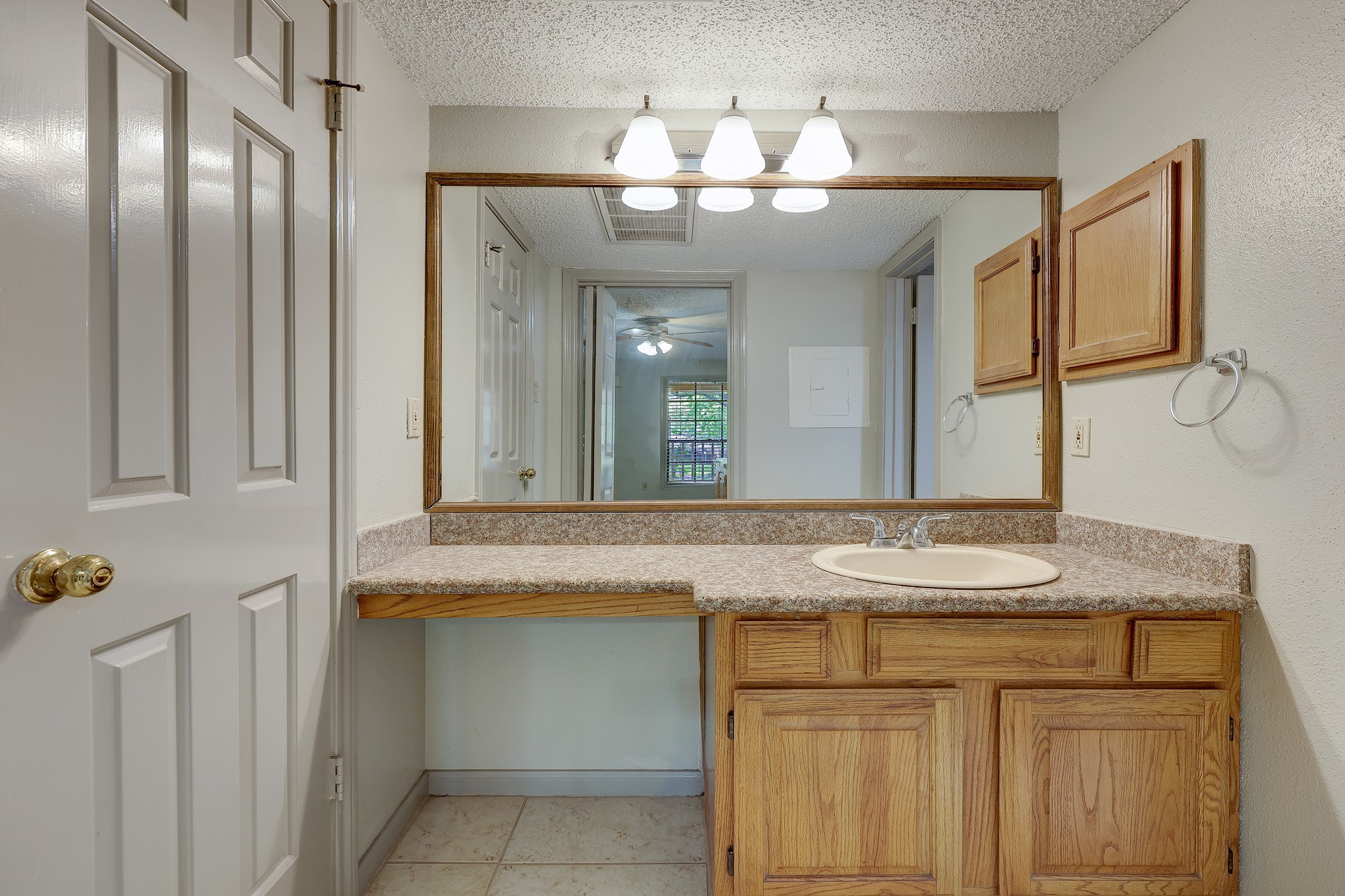 1311 Antoine Drive 146 Property Photo 5