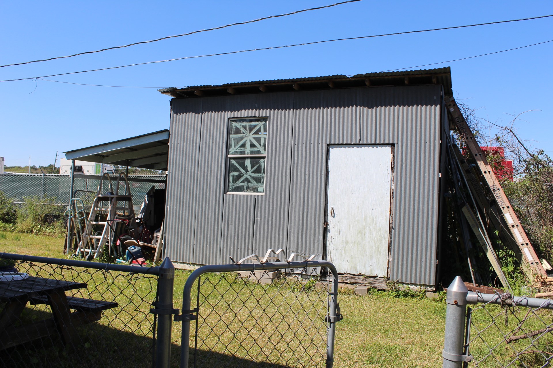 10207 Meadowvine Drive Property Photo 7