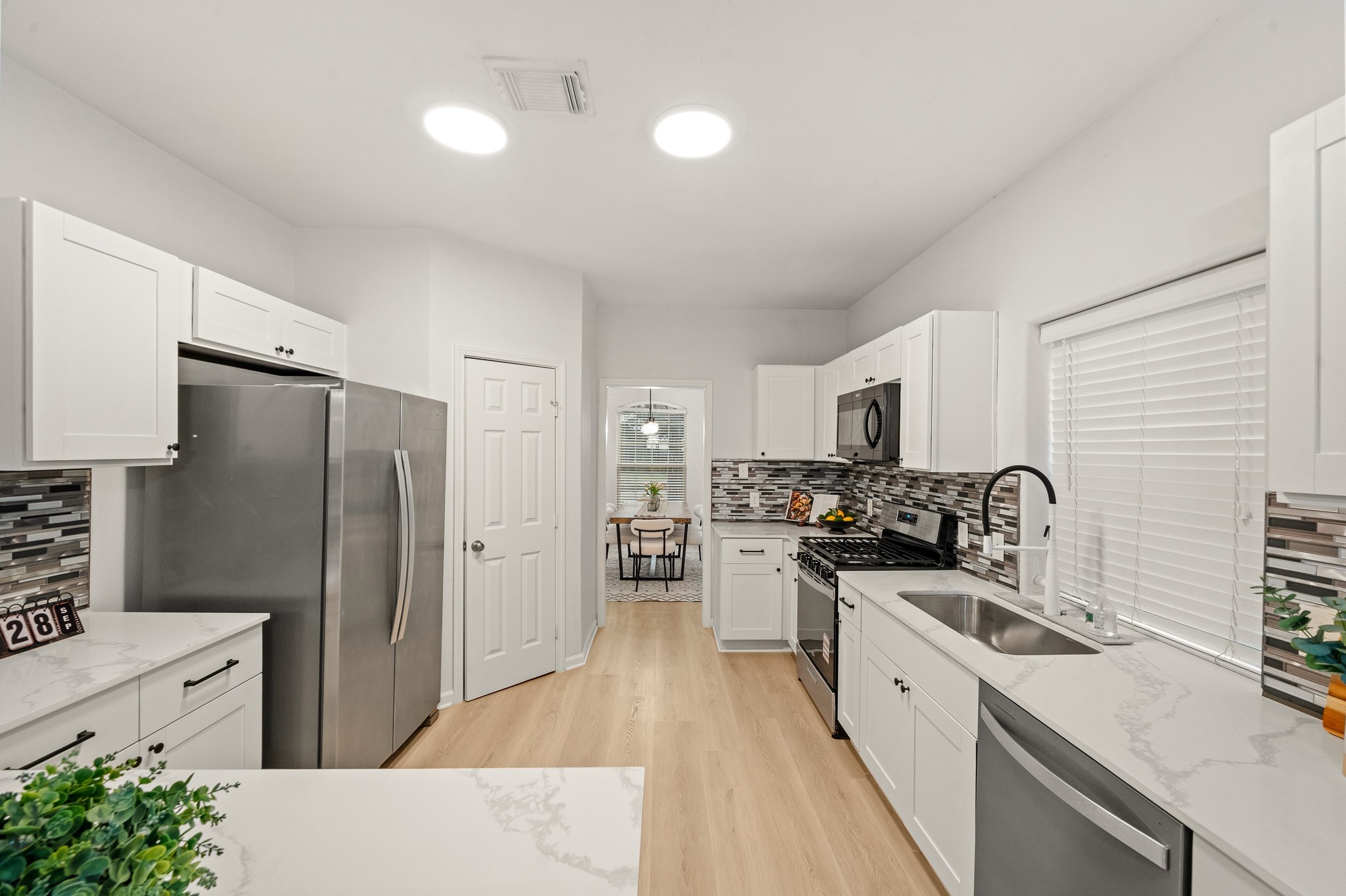2515 Blue Rose Drive Property Photo 14