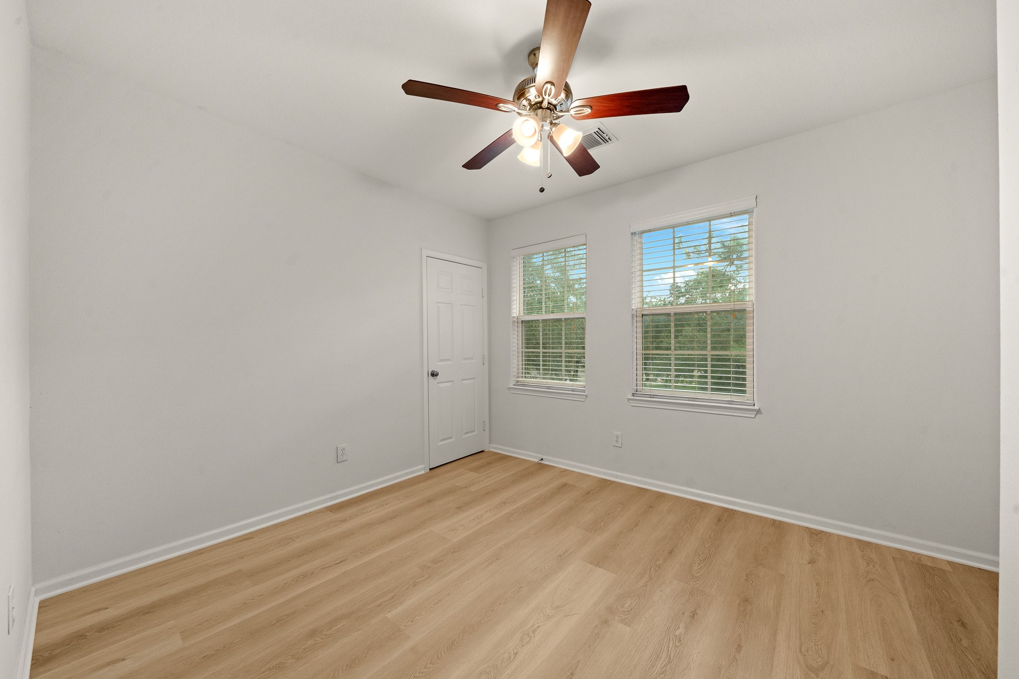 2515 Blue Rose Drive Property Photo 35