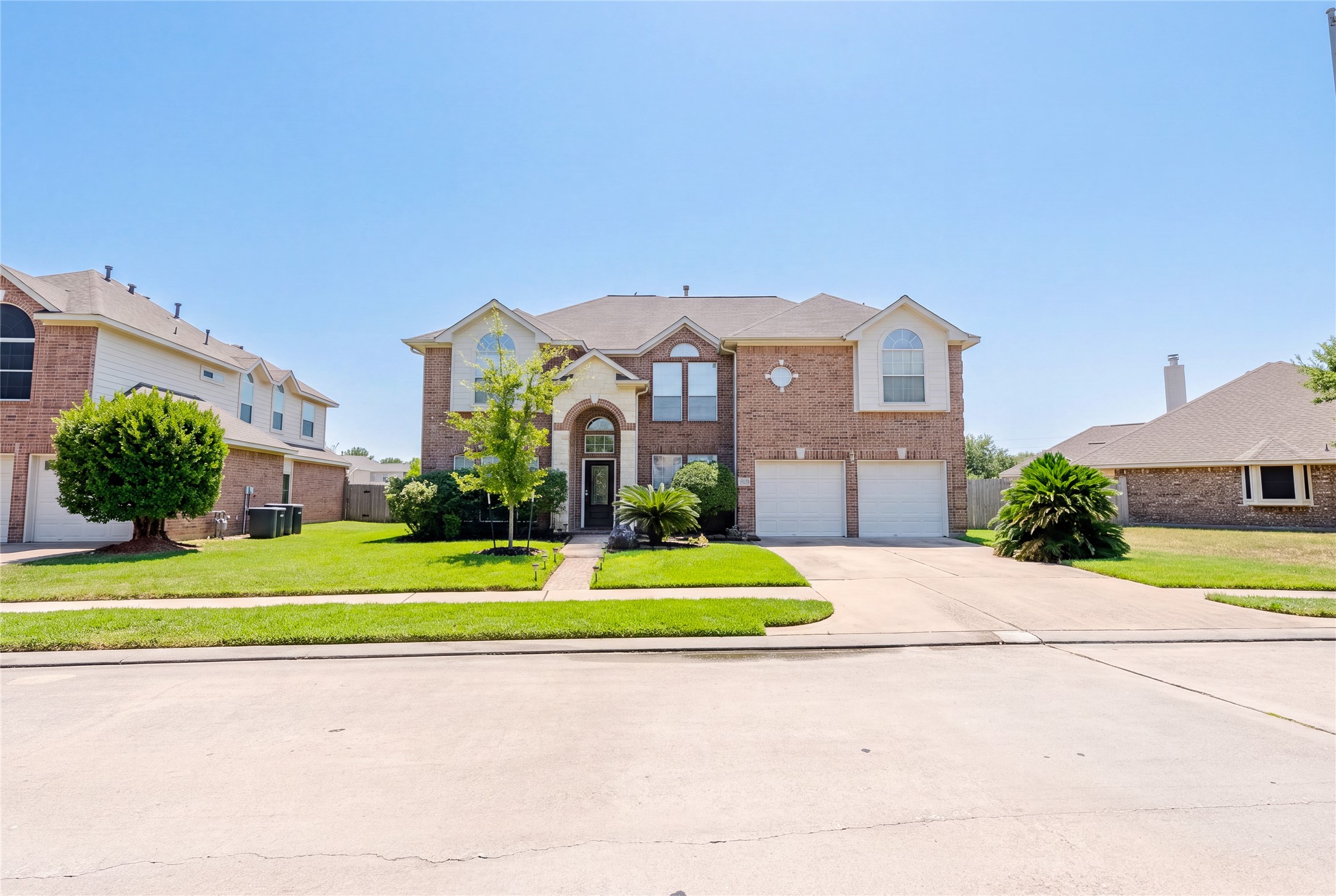 20627 Cypress Breeze Drive Property Photo 1
