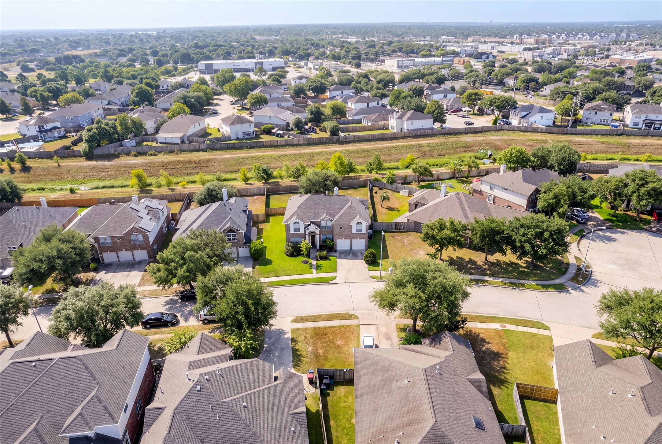 20627 Cypress Breeze Drive Property Photo 6