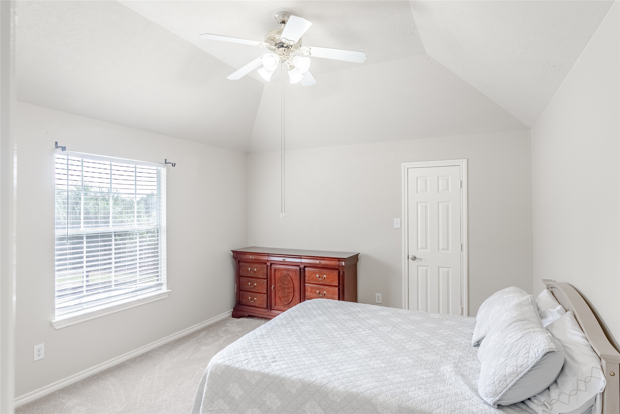 20627 Cypress Breeze Drive Property Photo 35