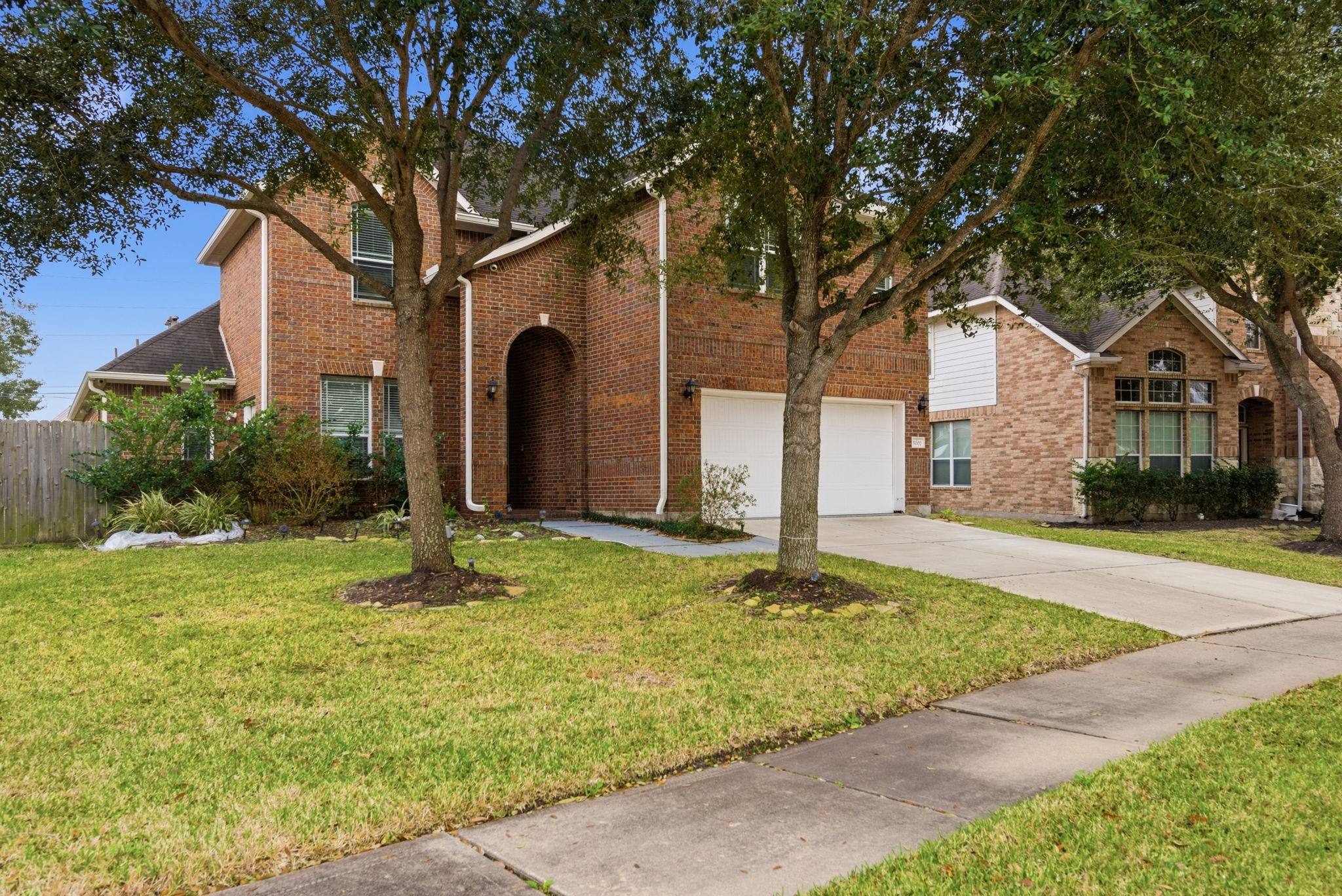 5002 Rollingstone Road Property Photo 1