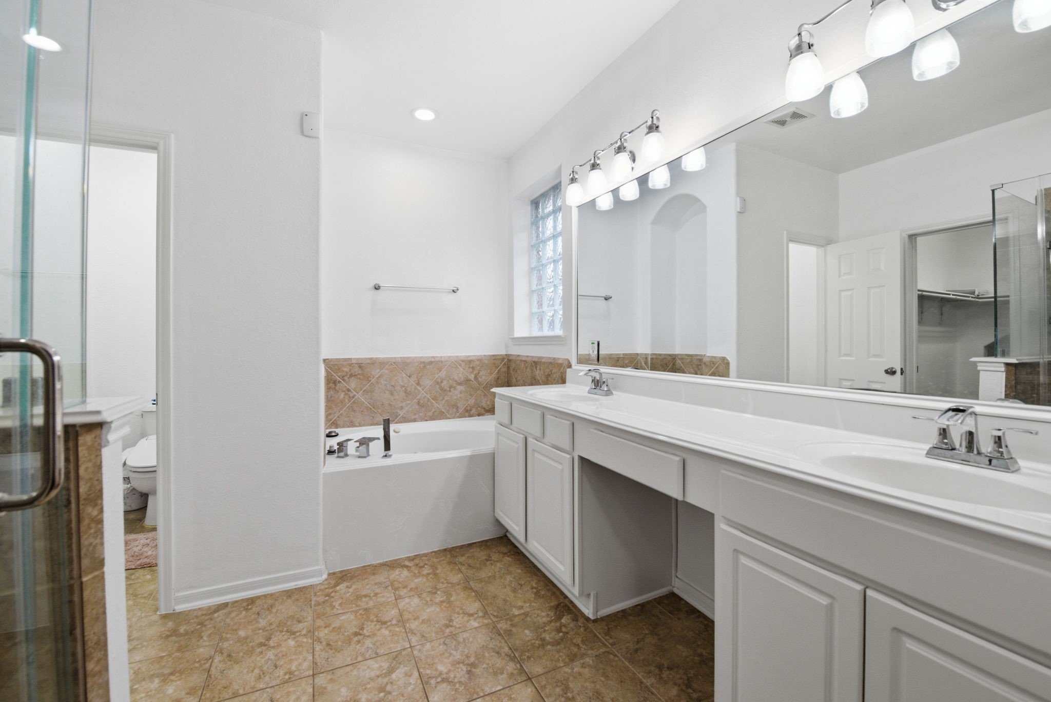 5002 Rollingstone Road Property Photo 18