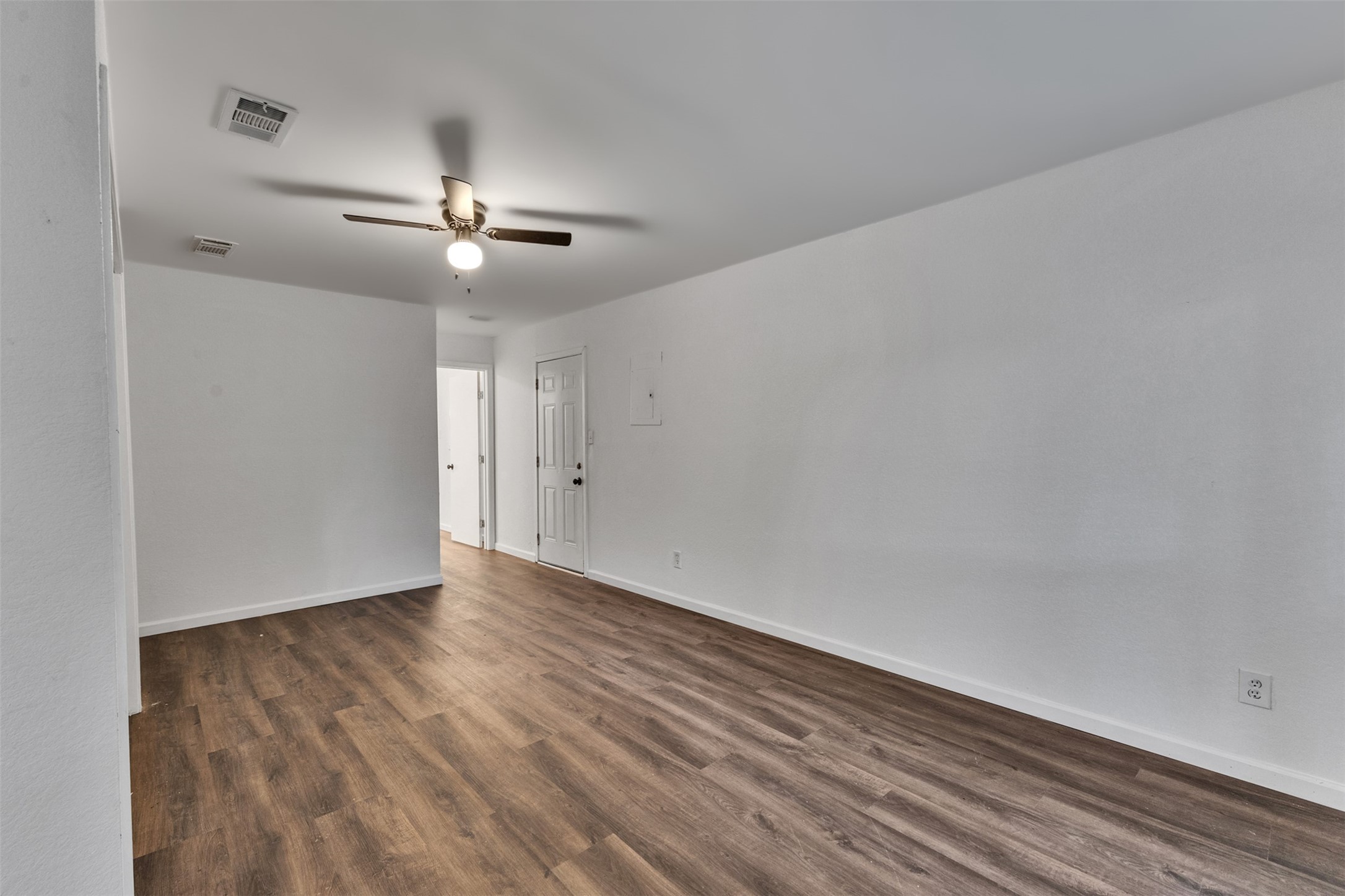 4926 Dollar Reef Drive Property Photo 18