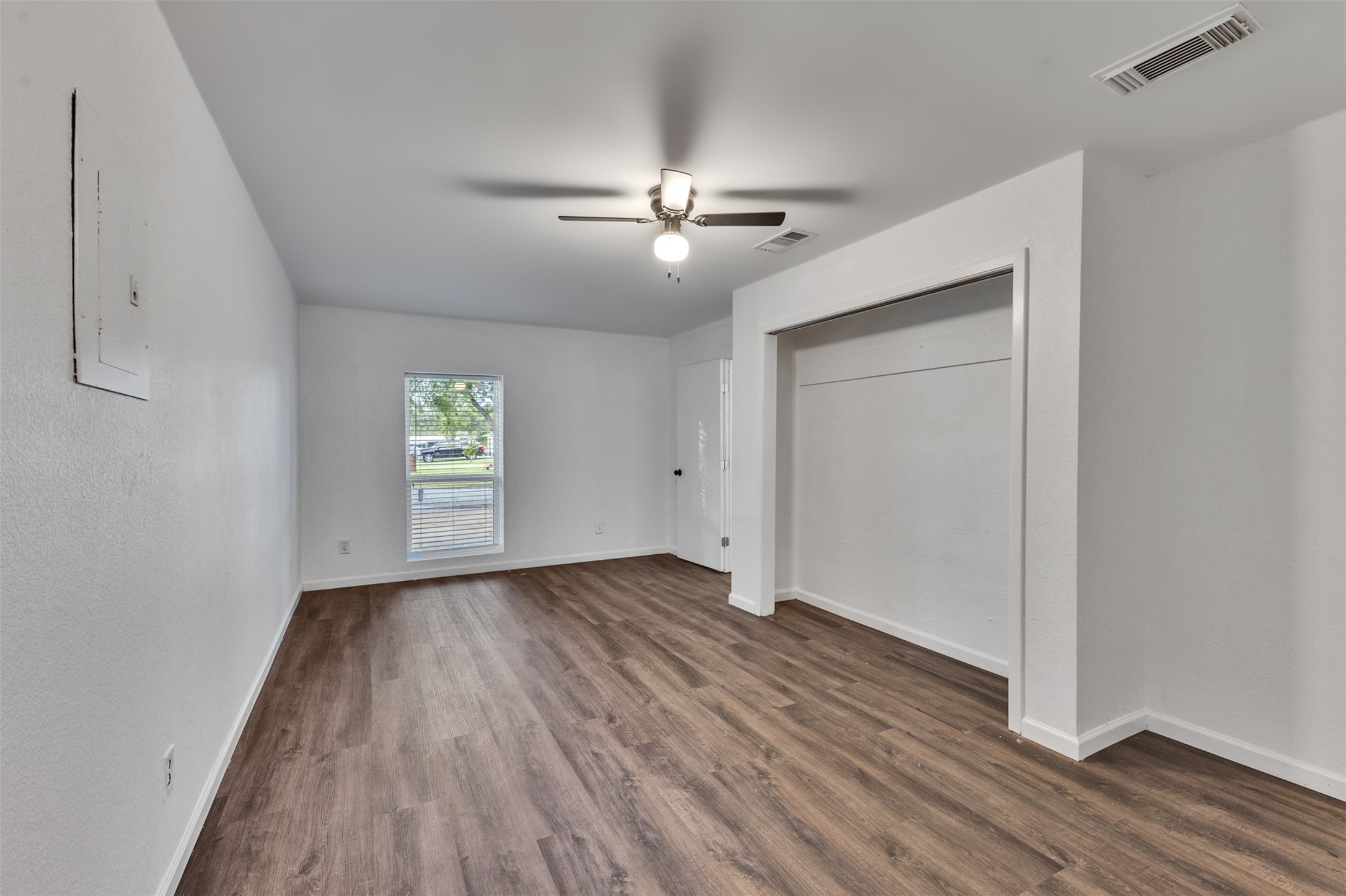 4926 Dollar Reef Drive Property Photo 21