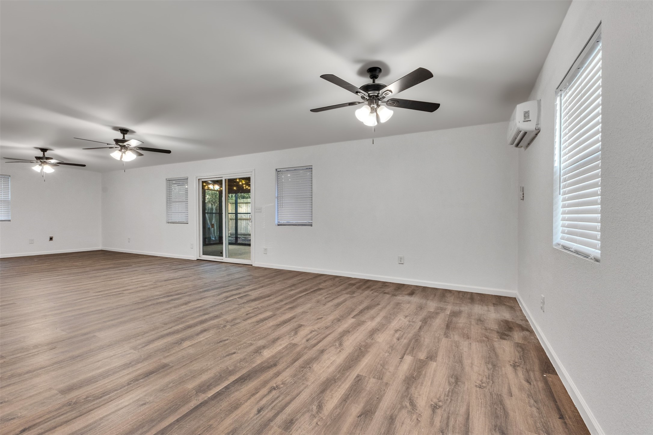 4926 Dollar Reef Drive Property Photo 27