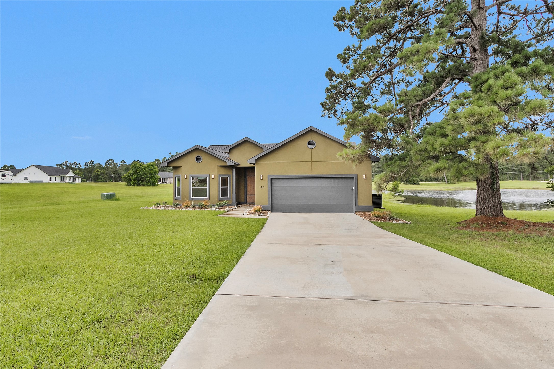 145 Meadowview Drive Property Photo 1