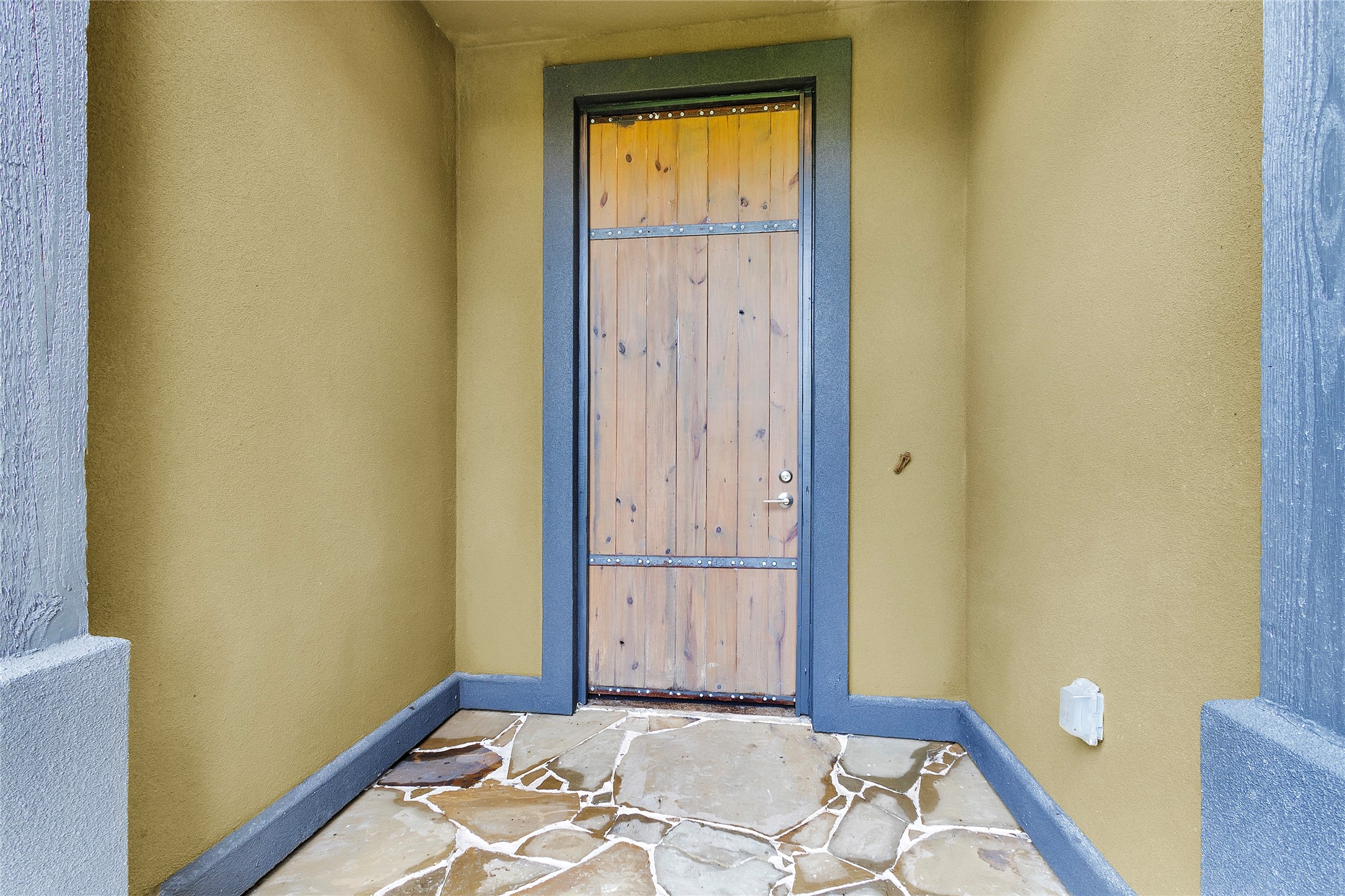 145 Meadowview Drive Property Photo 4