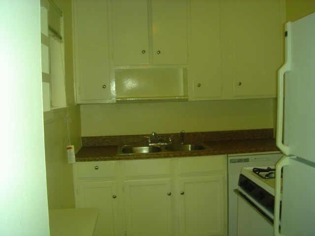 205 Avondale Street 6 Property Photo 3