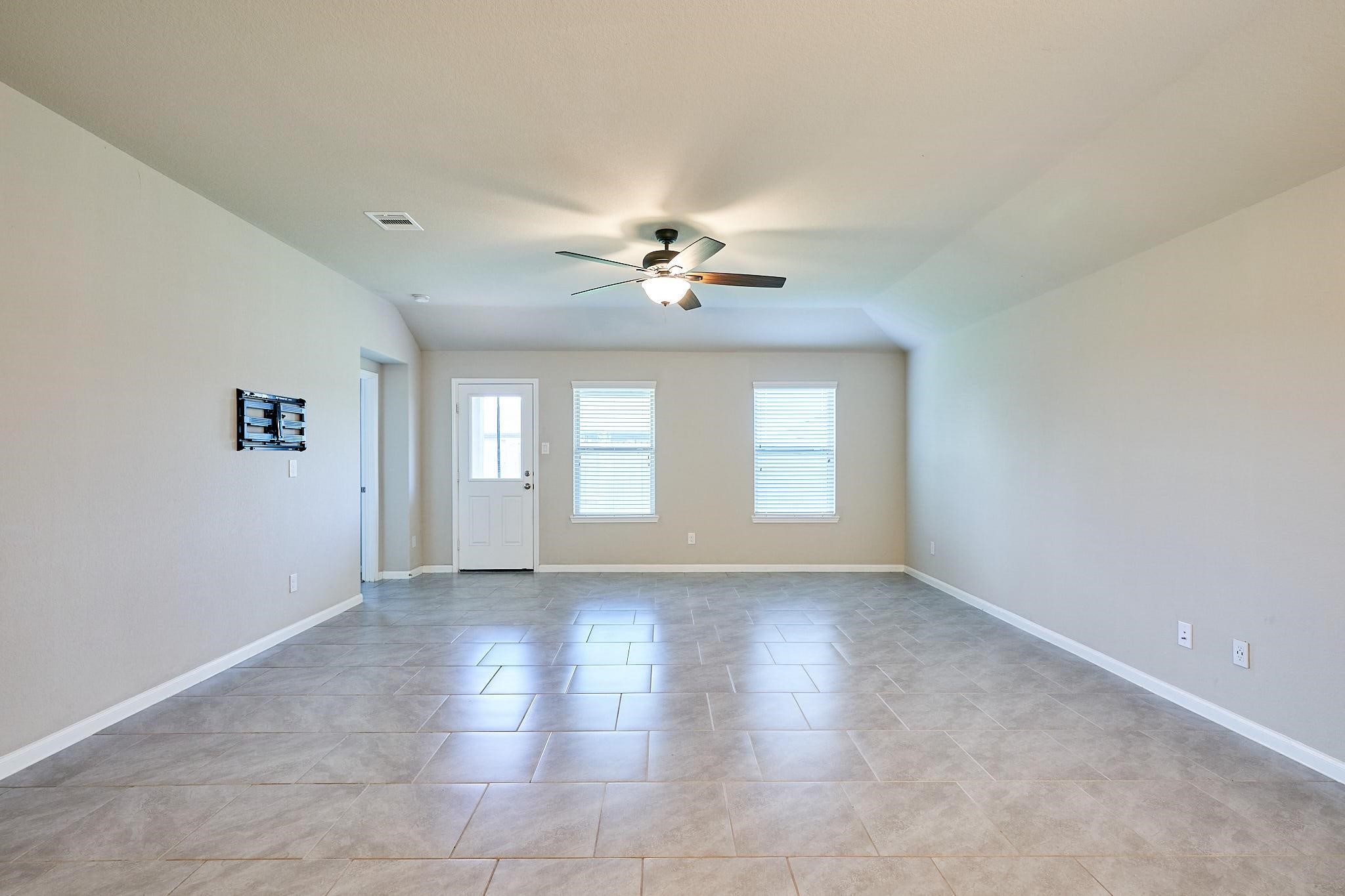 29503 Patricias Way Property Photo 3