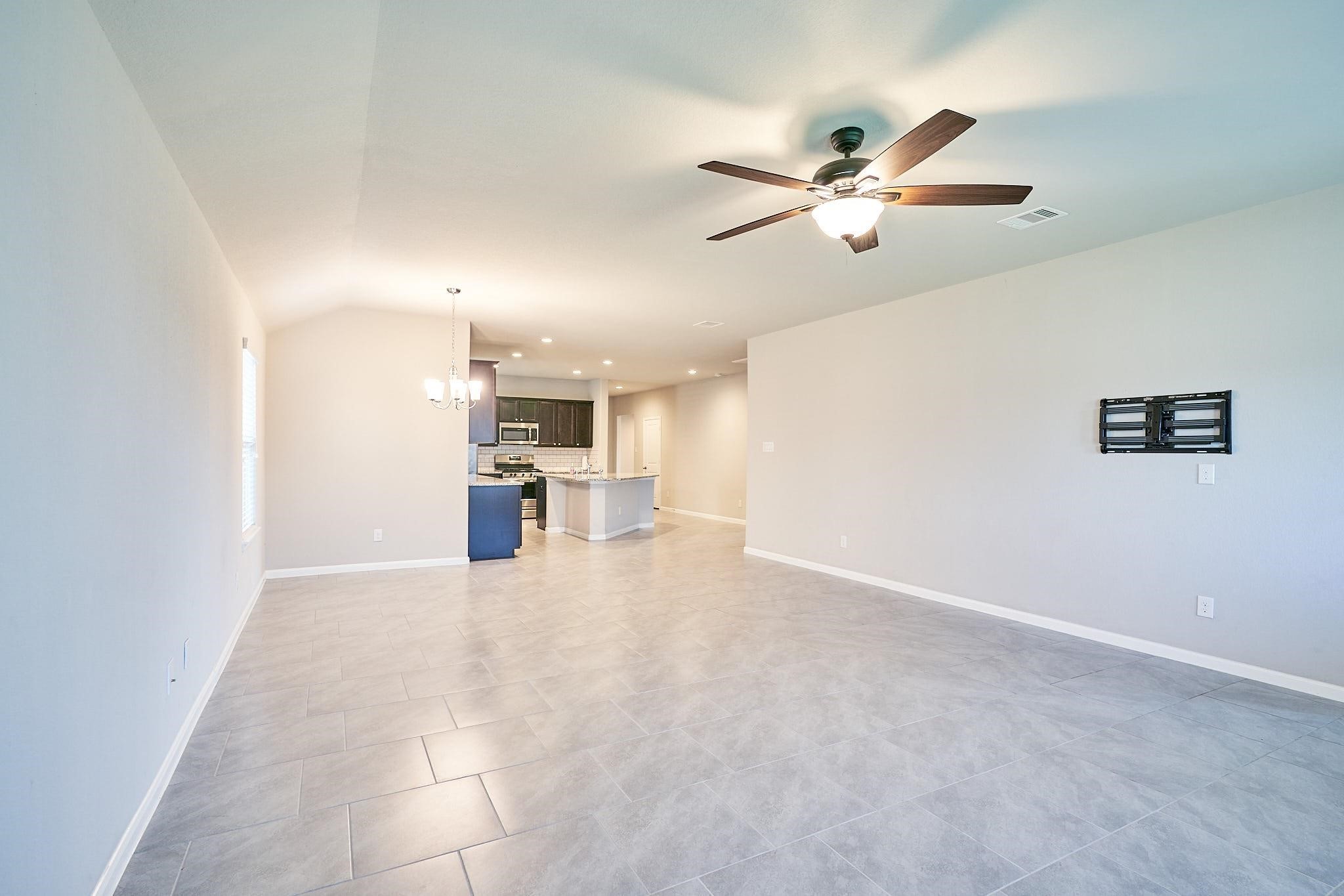 29503 Patricias Way Property Photo 4