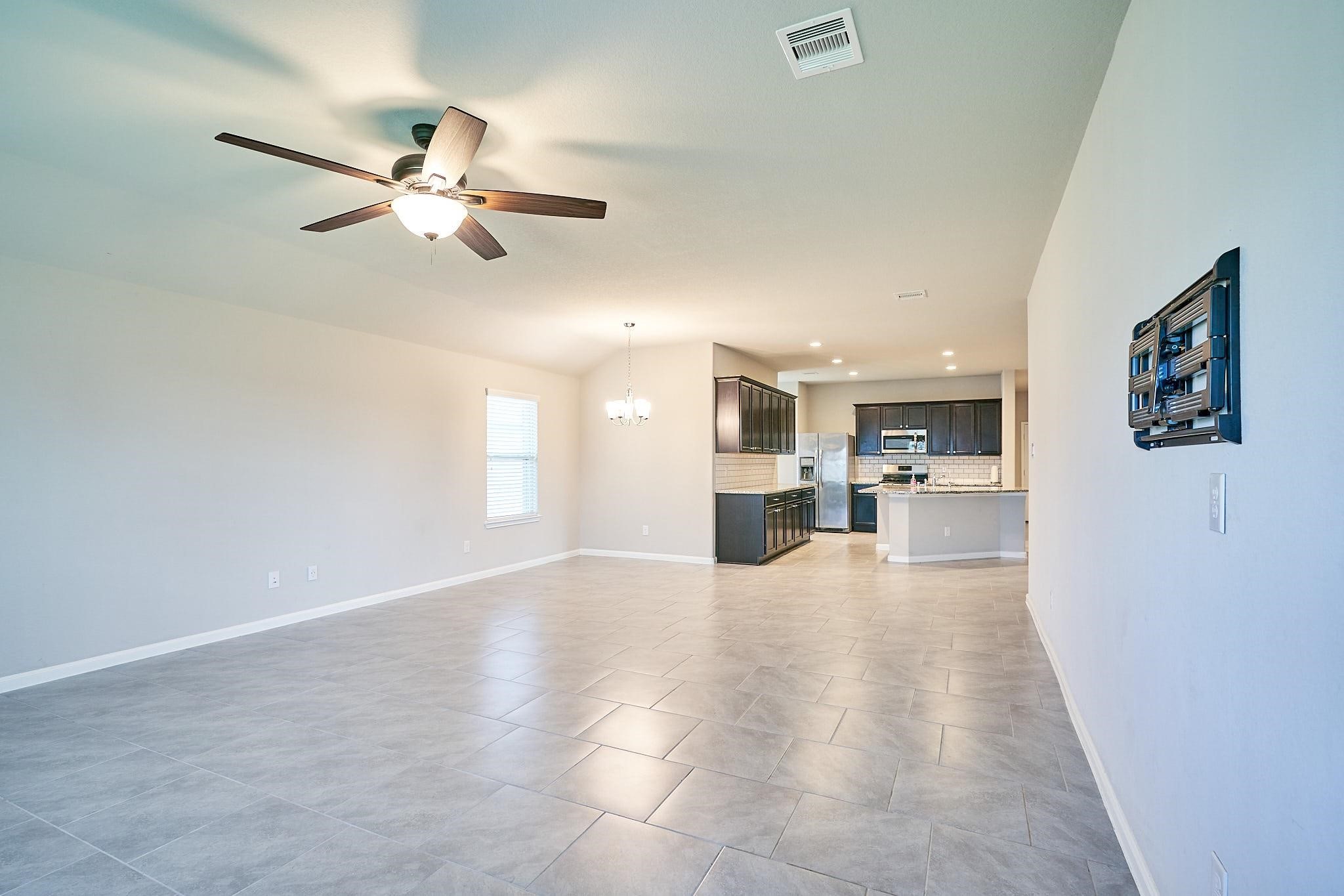 29503 Patricias Way Property Photo 6