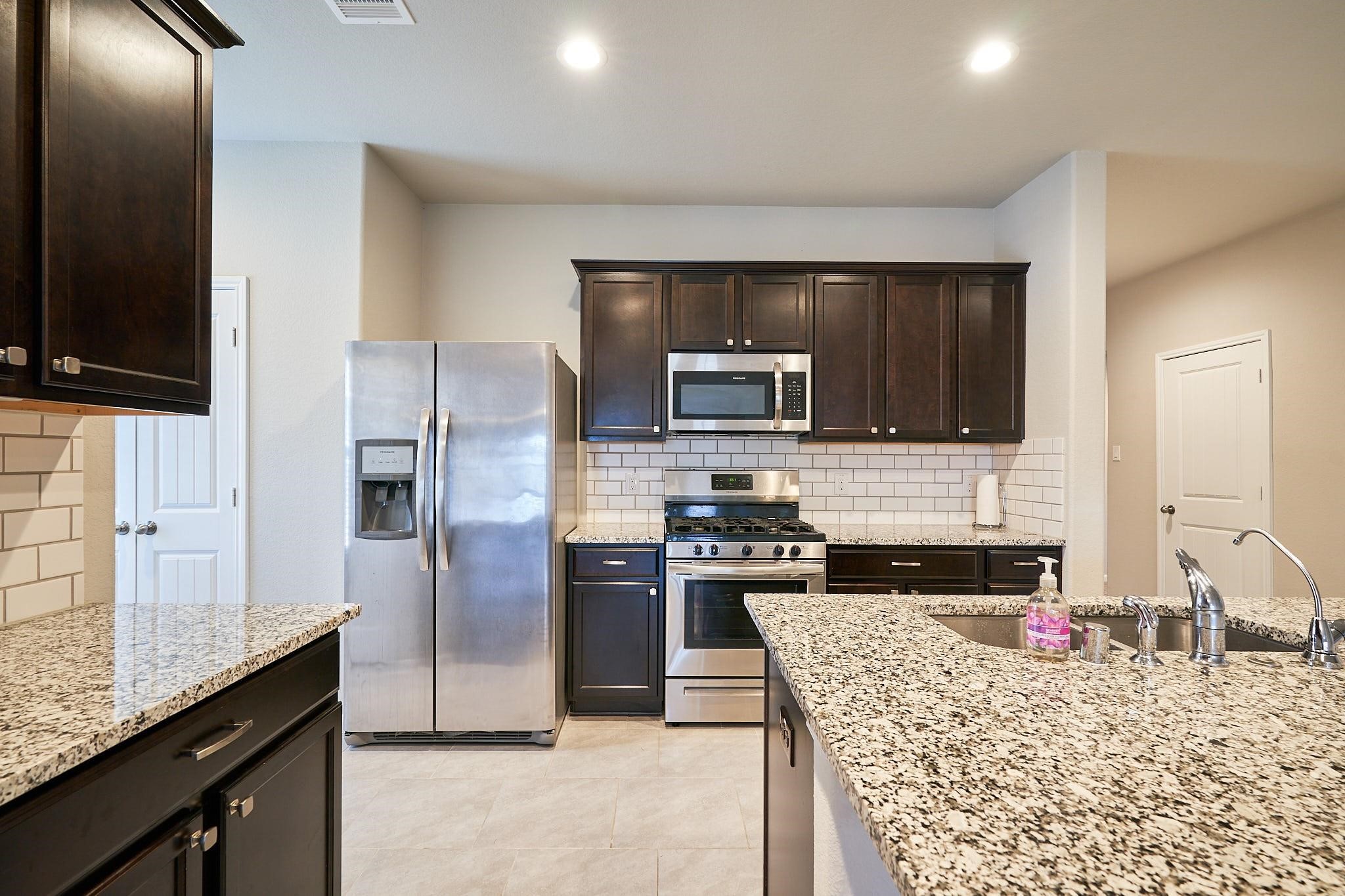 29503 Patricias Way Property Photo 8