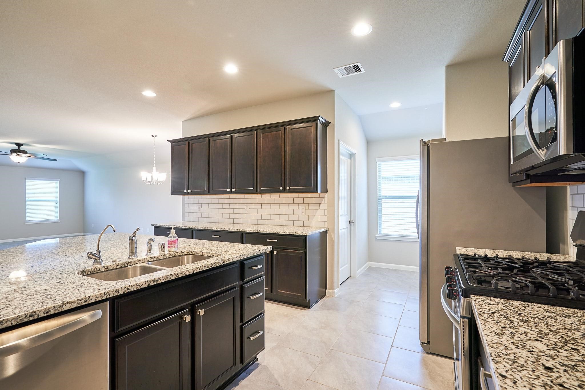 29503 Patricias Way Property Photo 10