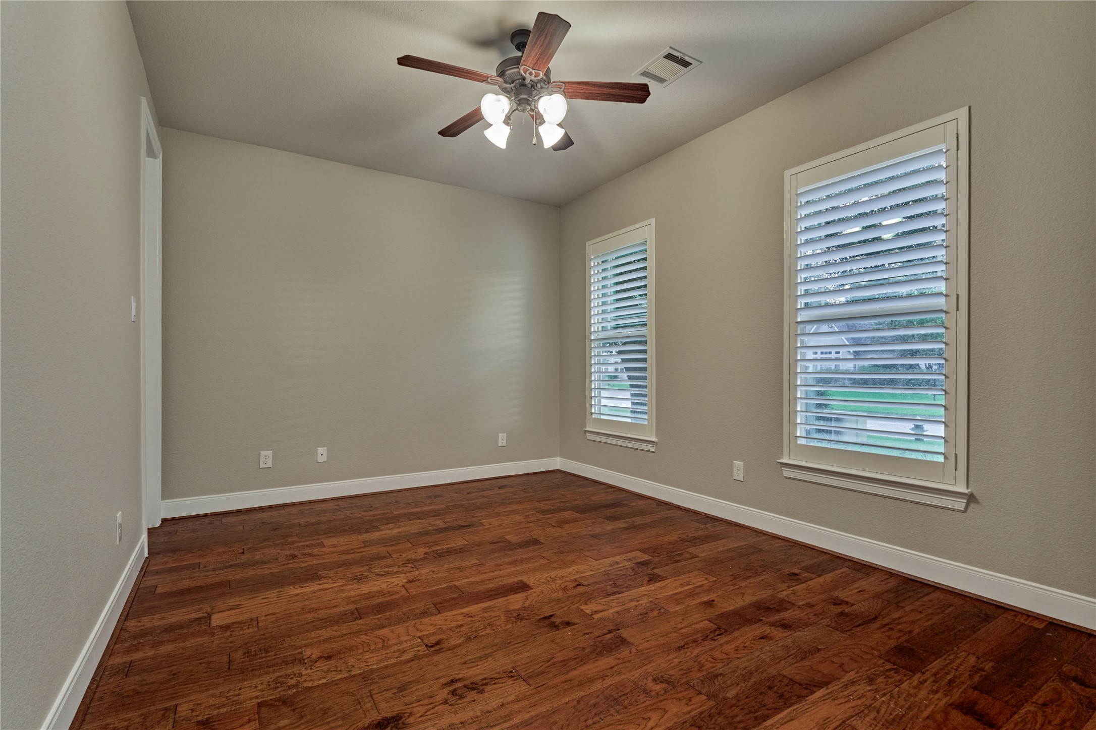 650 Edgewood Drive Property Photo 9