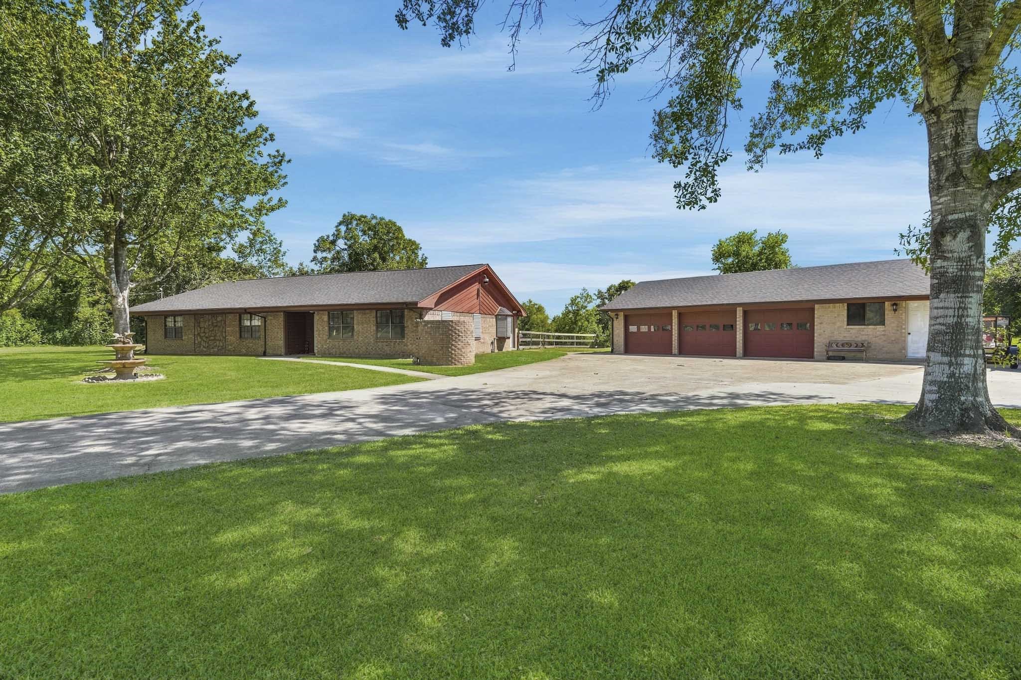 16101 Bluebird Street Property Photo 1