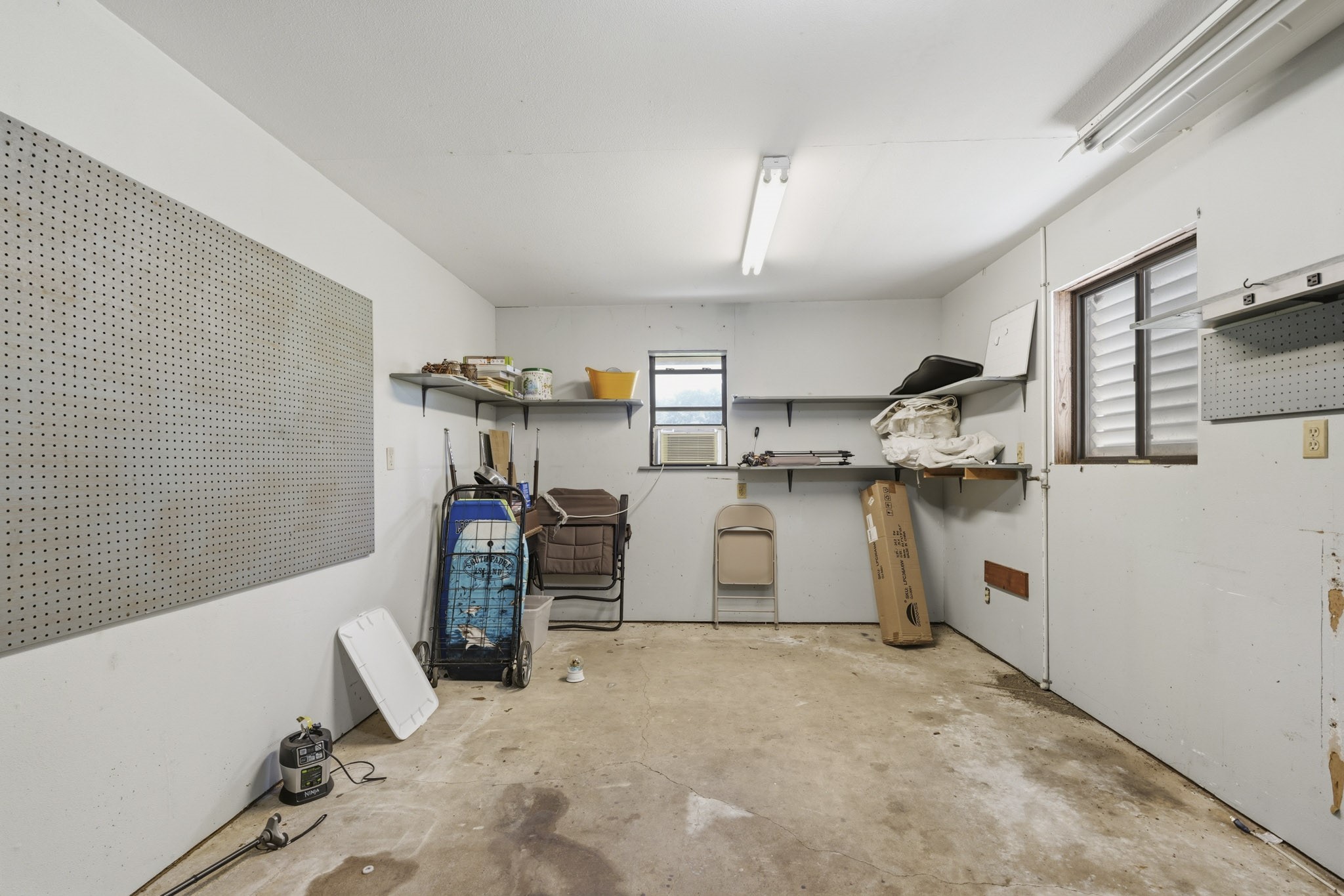 16101 Bluebird Street Property Photo 26