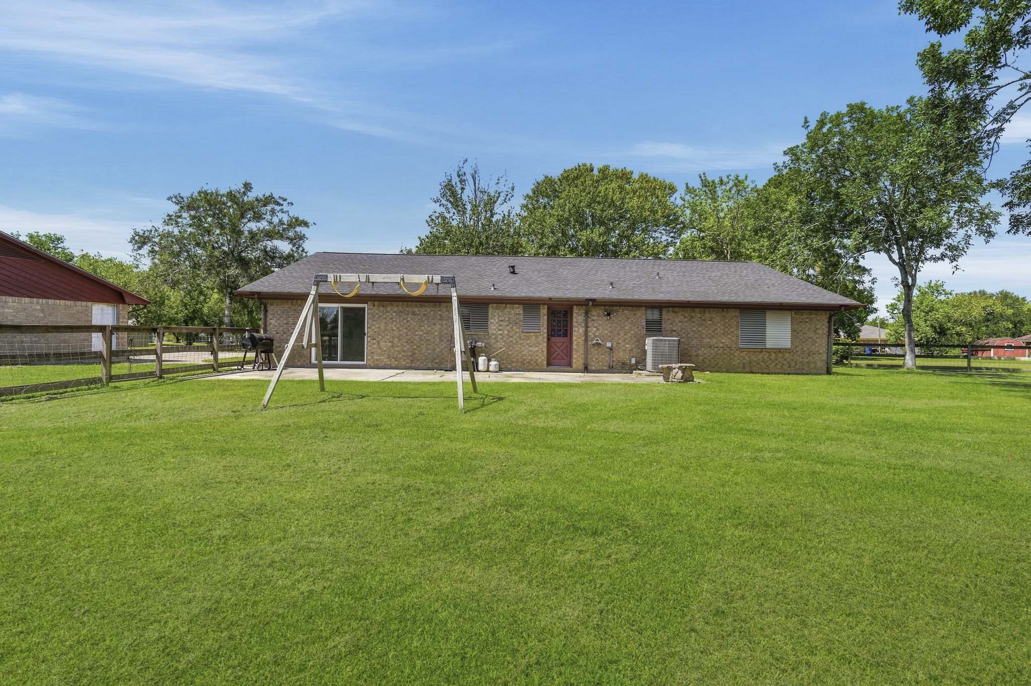 16101 Bluebird Street Property Photo 32