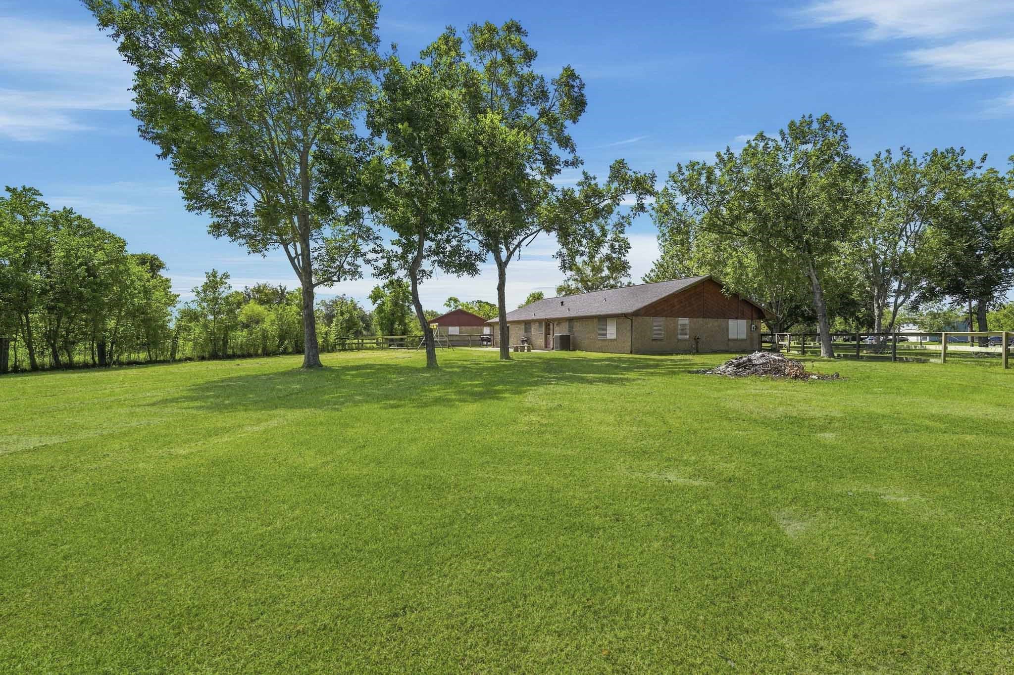 16101 Bluebird Street Property Photo 35