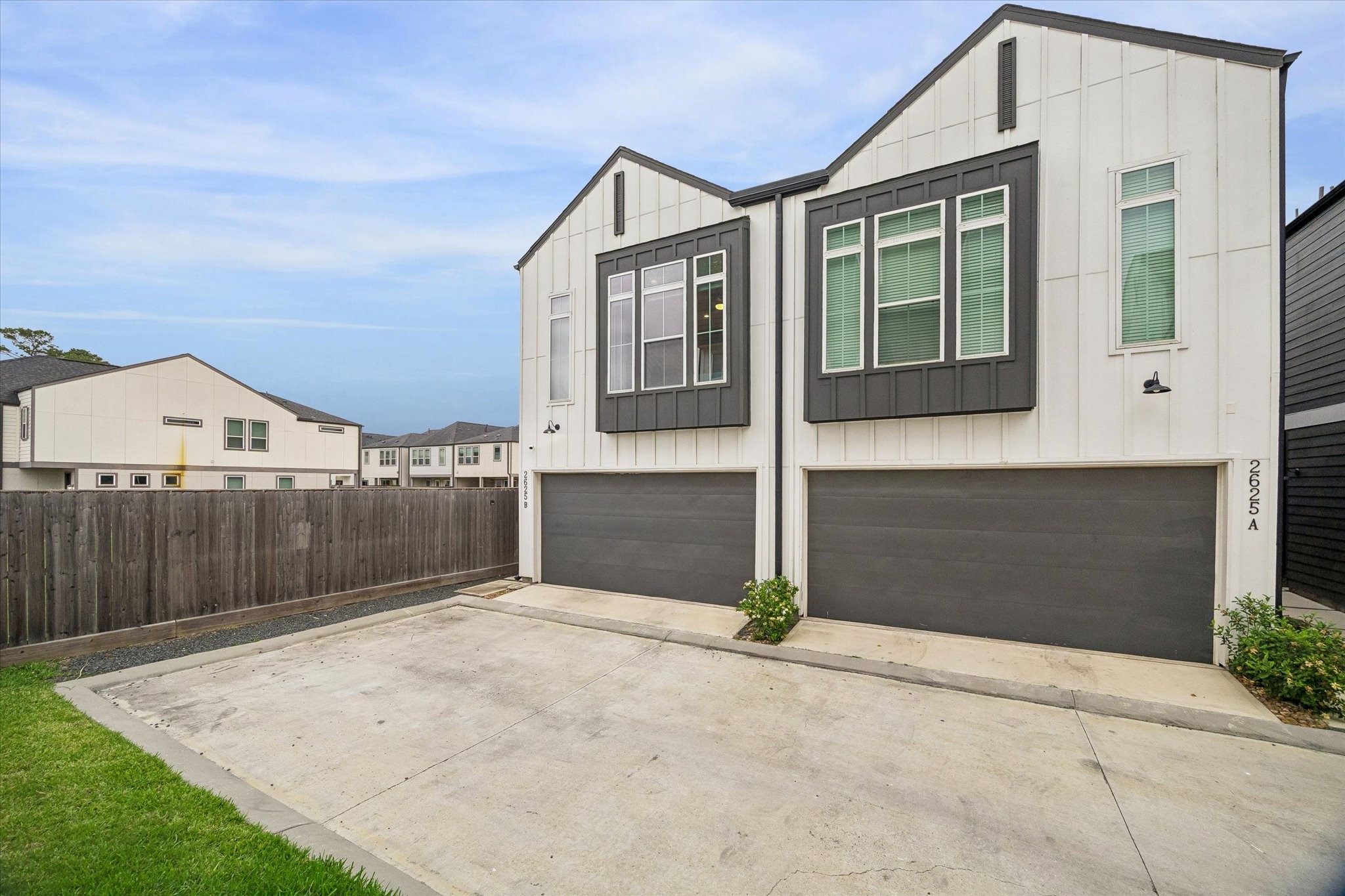 2625 Paul Quinn Street B Property Photo 4